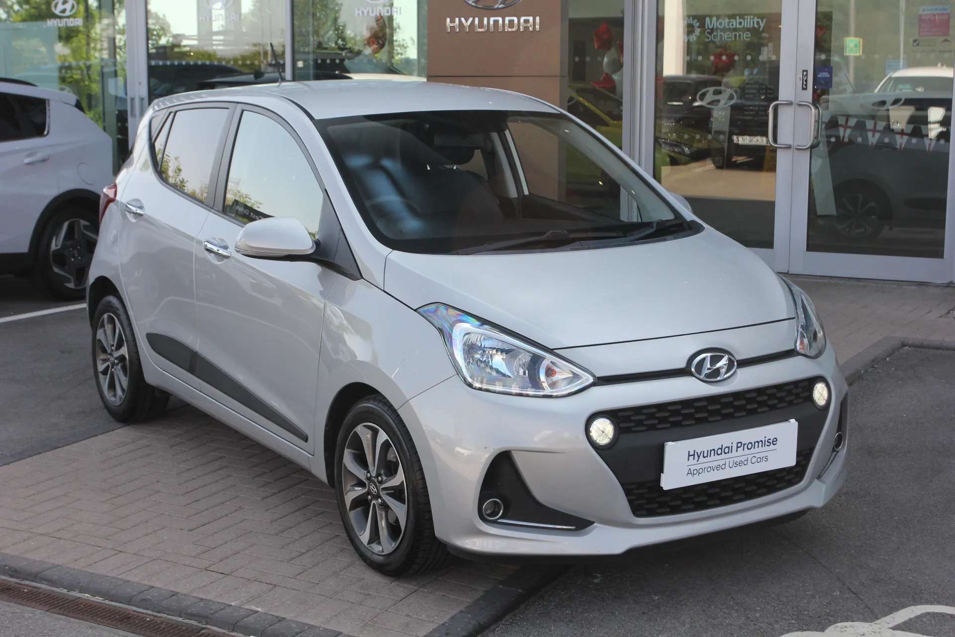 A 2020 HYUNDAI I10 1.2 Premium SE 5dr Auto A 2020 HYUNDAI I10 1.2 Premium SE 5dr Auto