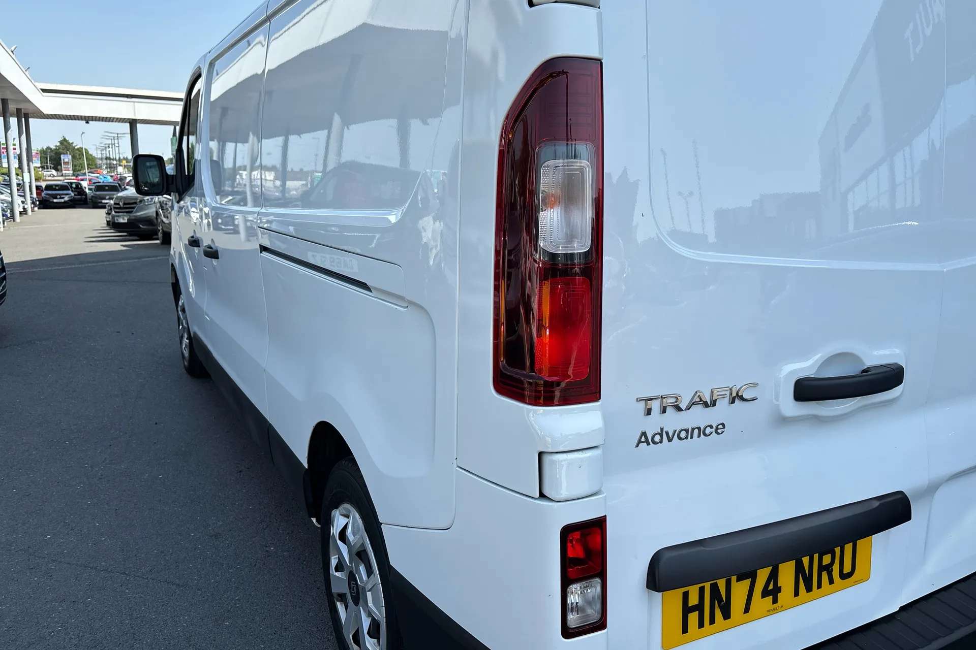 2024 RENAULT TRAFIC 2024 RENAULT TRAFIC