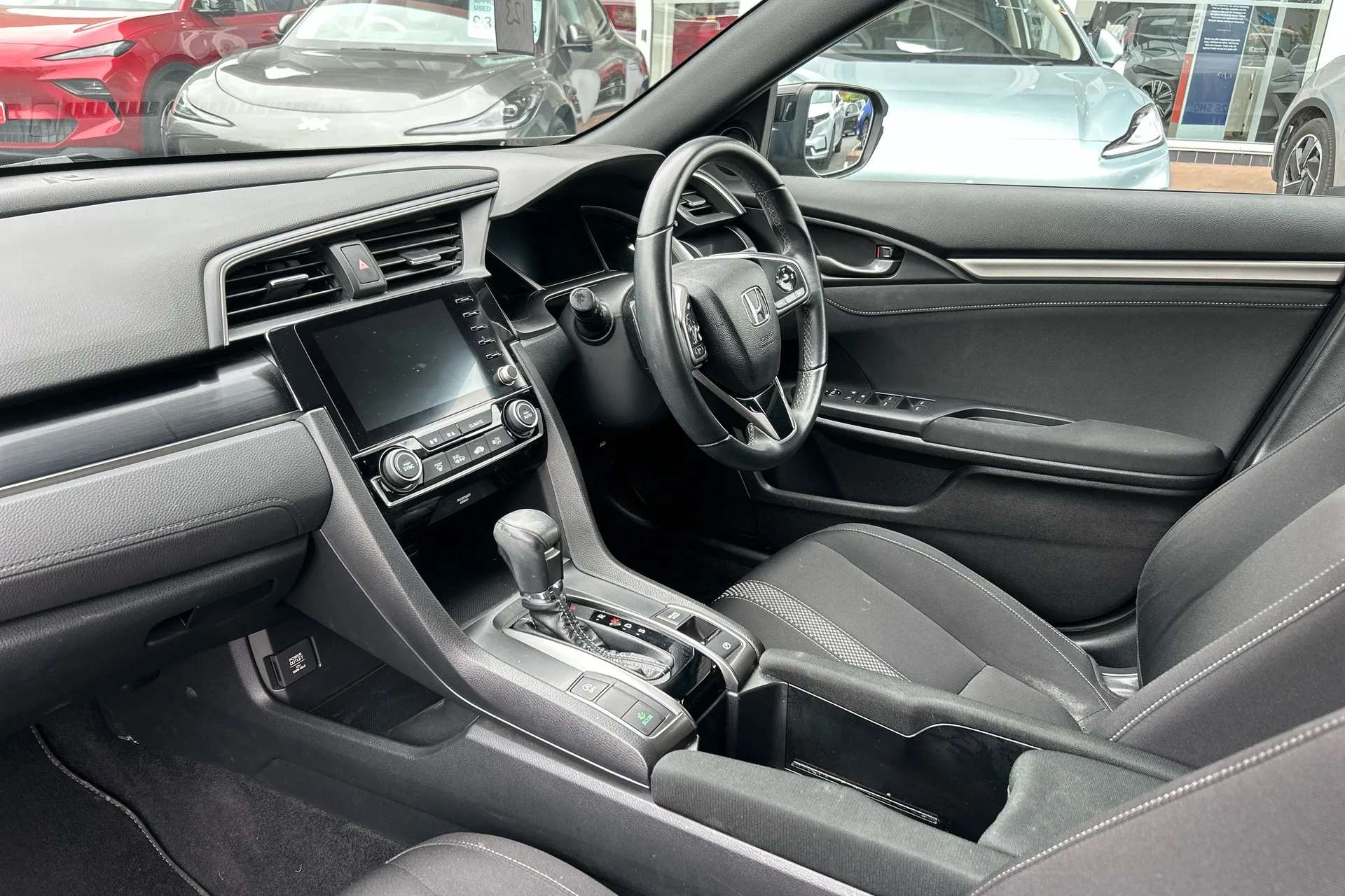 A 2021 HONDA CIVIC 1.0 VTEC Turbo 126 SR 5dr CVT A 2021 HONDA CIVIC 1.0 VTEC Turbo 126 SR 5dr CVT