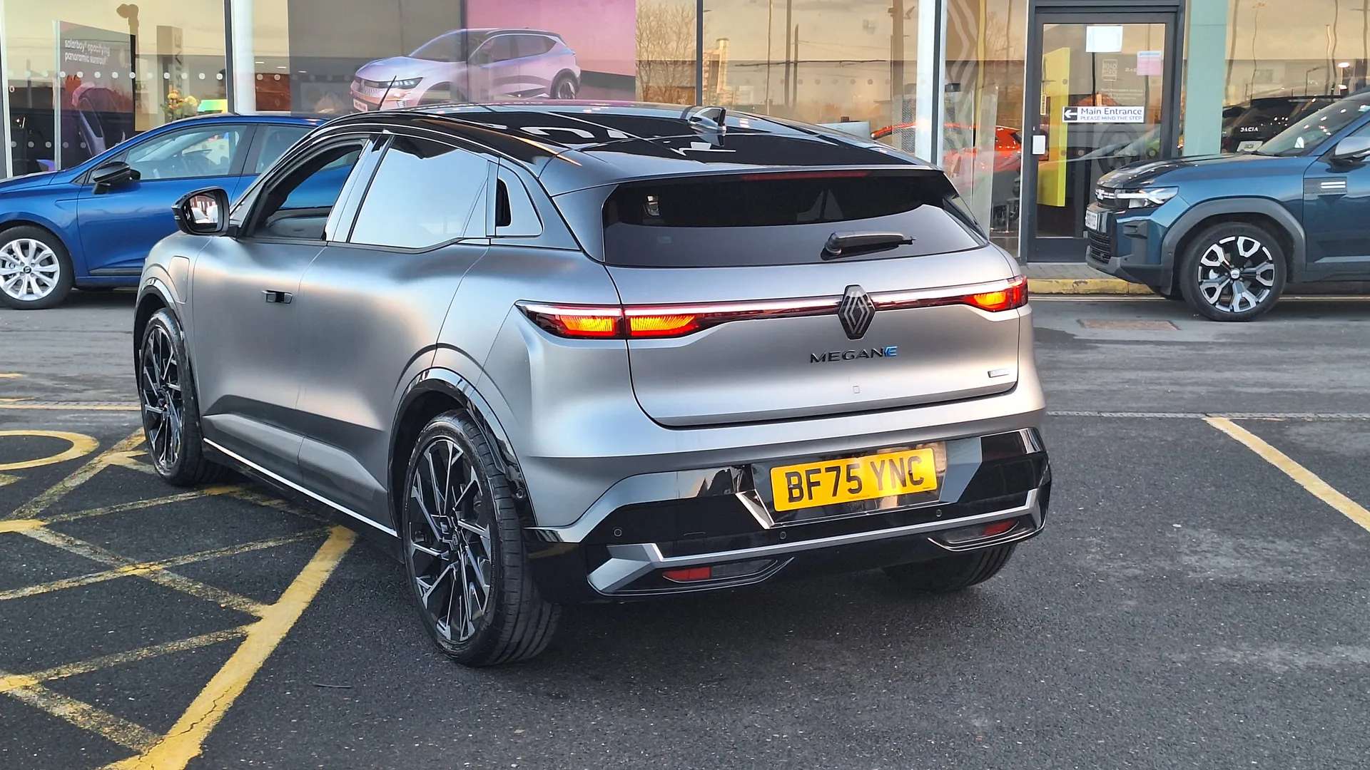 A 2025 RENAULT MEGANE E-TECH EV60 160kW Techno Esprit Alpine 60kWh 5dr Auto A 2025 RENAULT MEGANE E-TECH EV60 160kW Techno Esprit Alpine 60kWh 5dr Auto