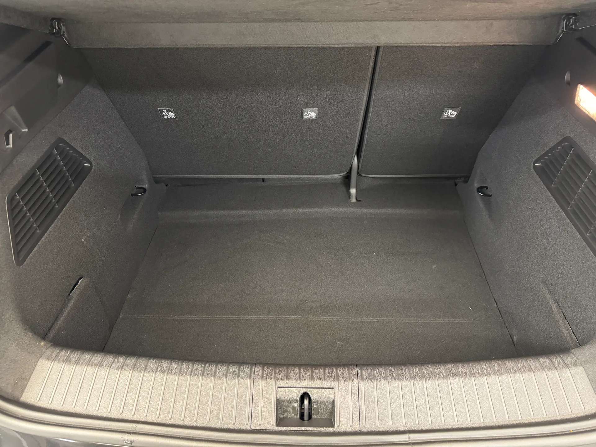 2025 RENAULT MEGANE E-TECH 2025 RENAULT MEGANE E-TECH