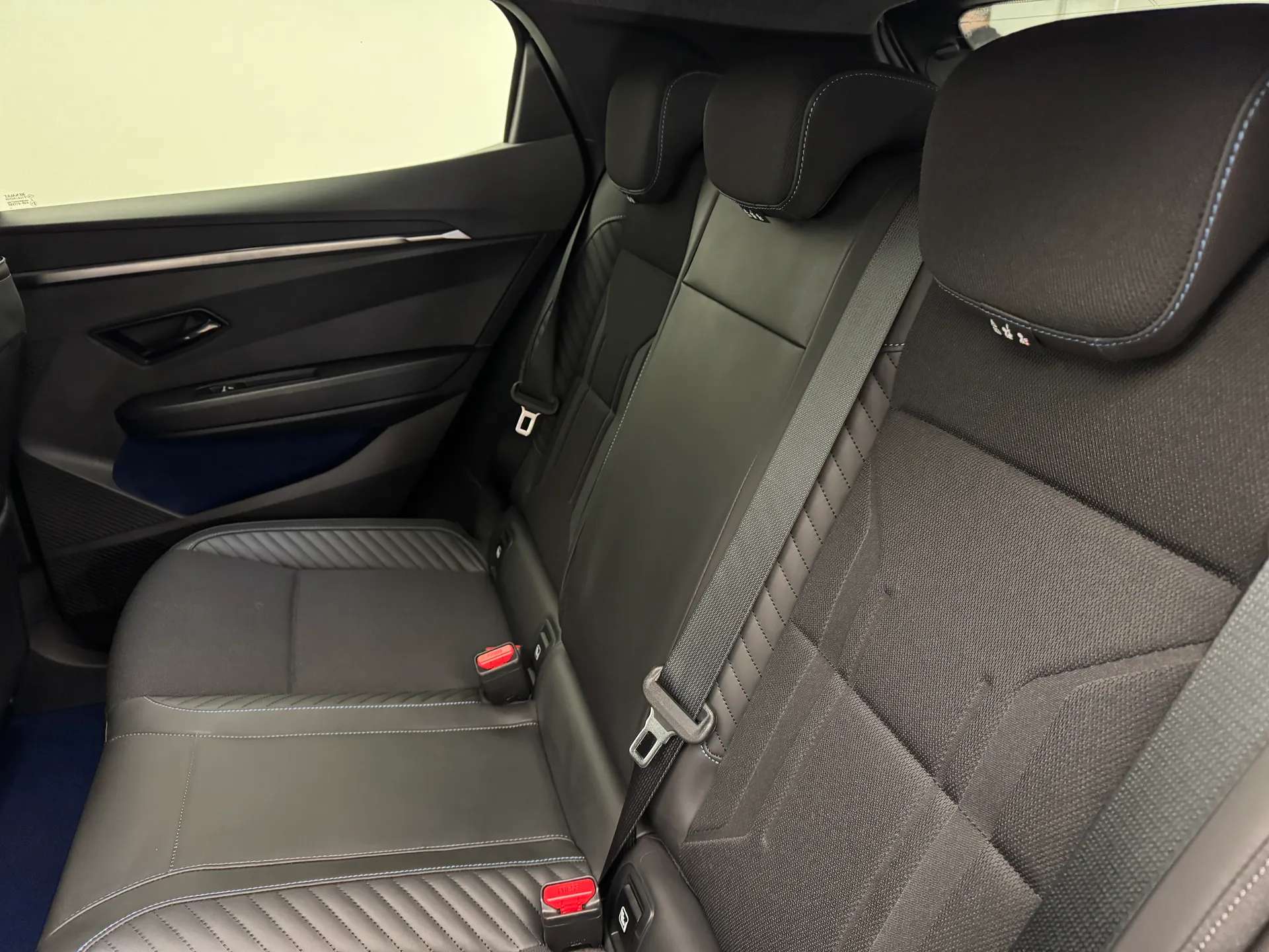 2025 RENAULT MEGANE E-TECH 2025 RENAULT MEGANE E-TECH