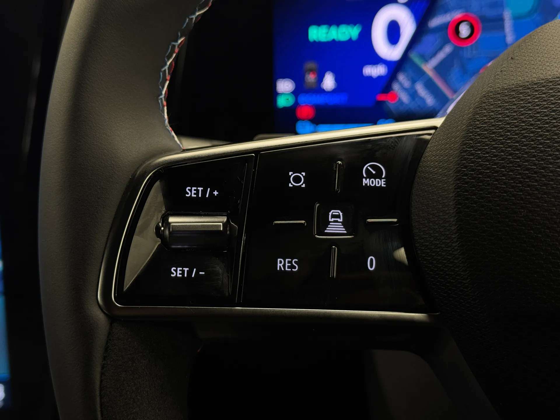 2025 RENAULT MEGANE E-TECH 2025 RENAULT MEGANE E-TECH