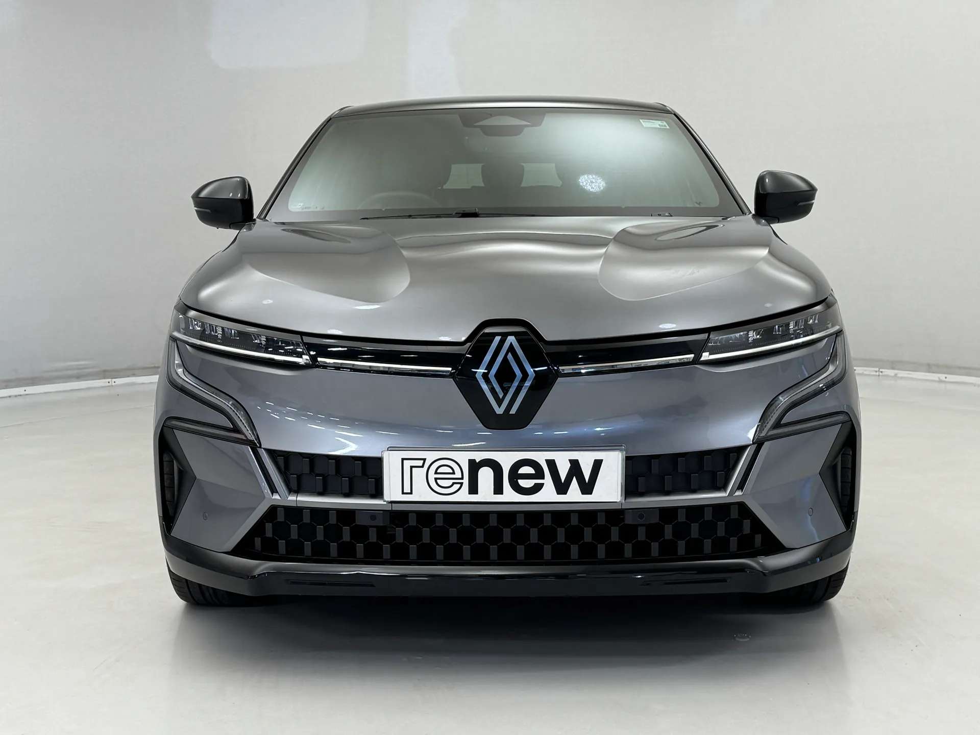 A 2024 RENAULT MEGANE E-TECH EV60 160kW Techno Comfort Range 60kWh 5dr Auto A 2024 RENAULT MEGANE E-TECH EV60 160kW Techno Comfort Range 60kWh 5dr Auto