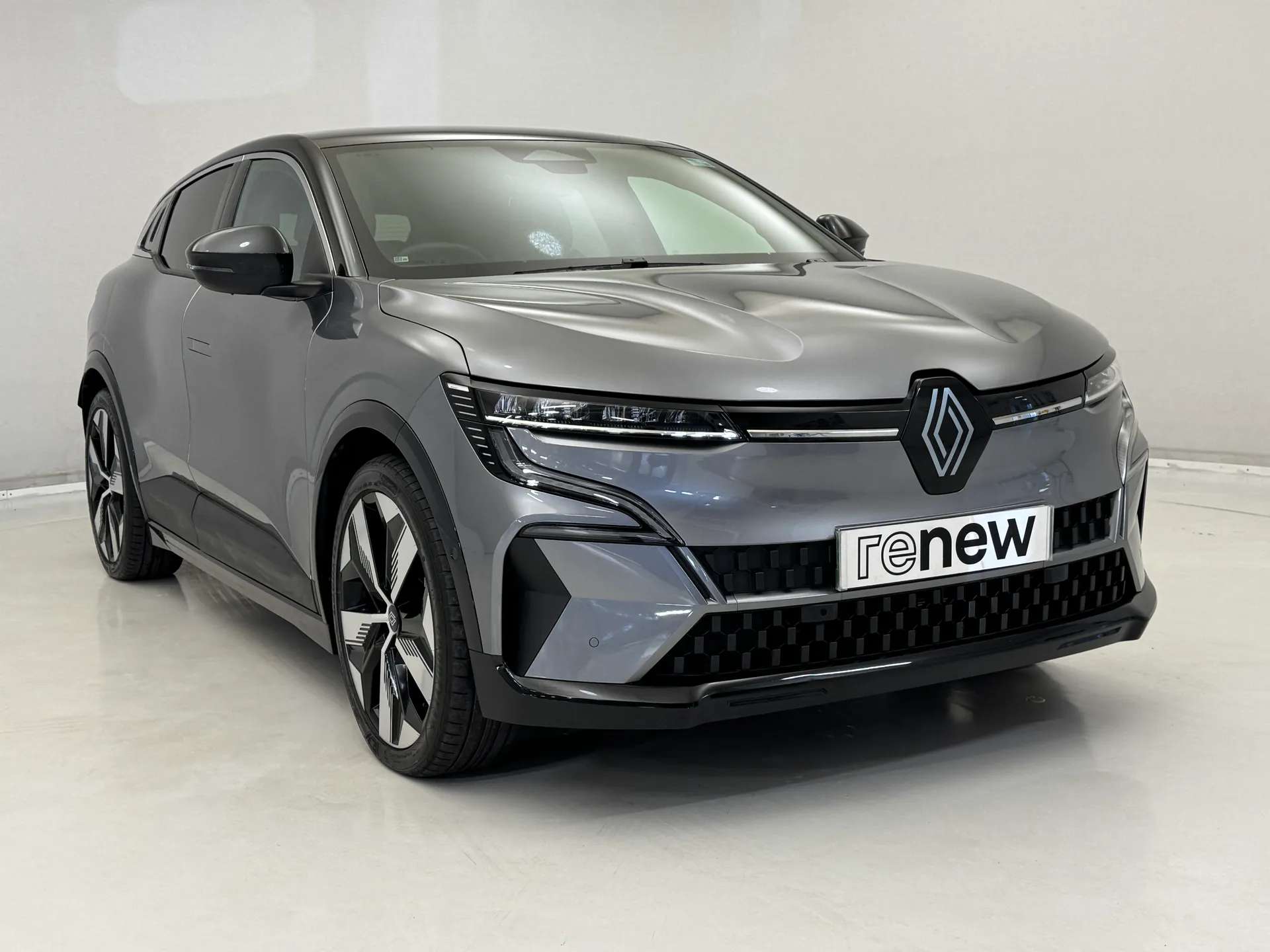 A 2024 RENAULT MEGANE E-TECH EV60 160kW Techno Comfort Range 60kWh 5dr Auto A 2024 RENAULT MEGANE E-TECH EV60 160kW Techno Comfort Range 60kWh 5dr Auto