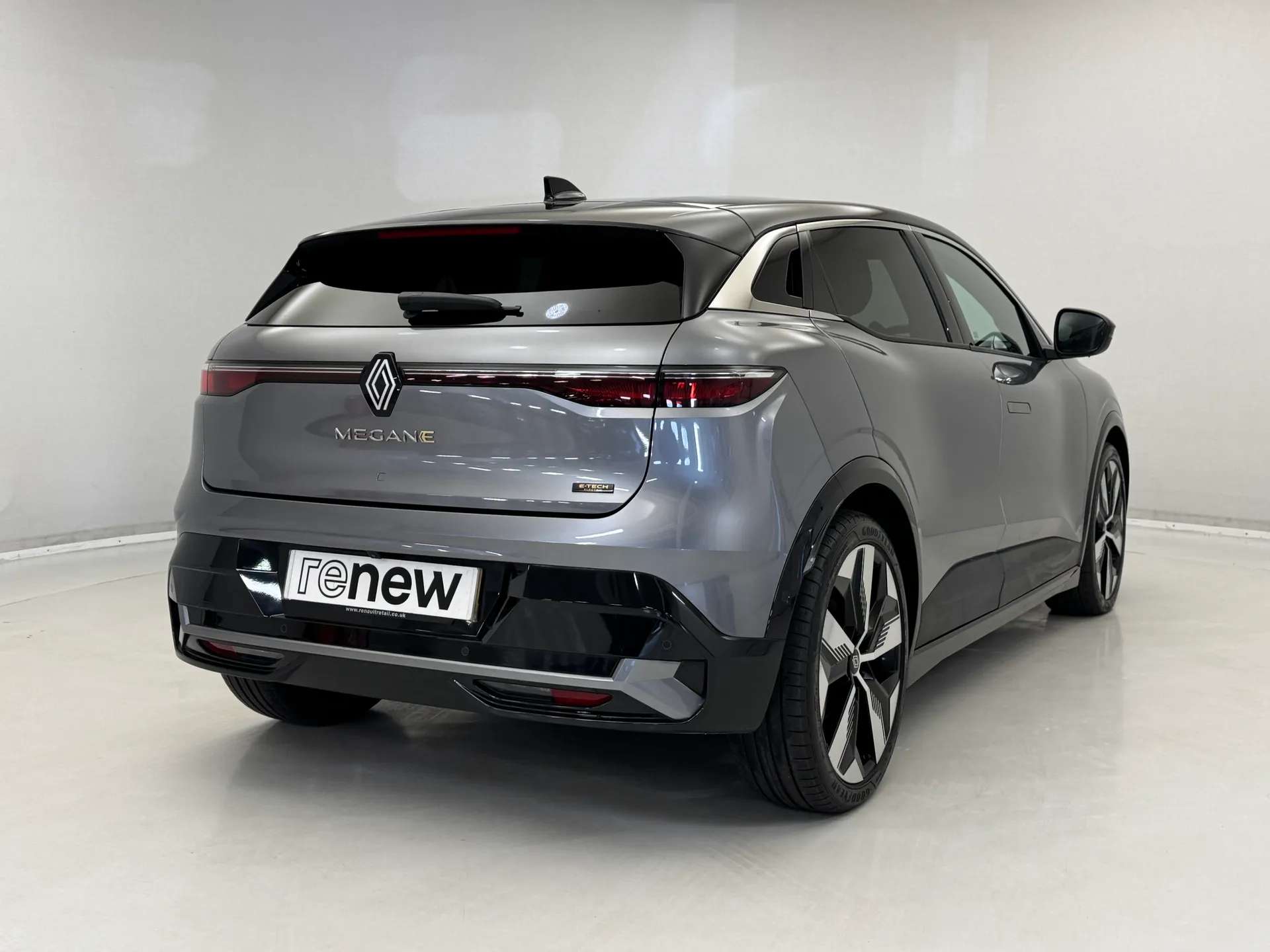 2024 RENAULT MEGANE E-TECH 2024 RENAULT MEGANE E-TECH