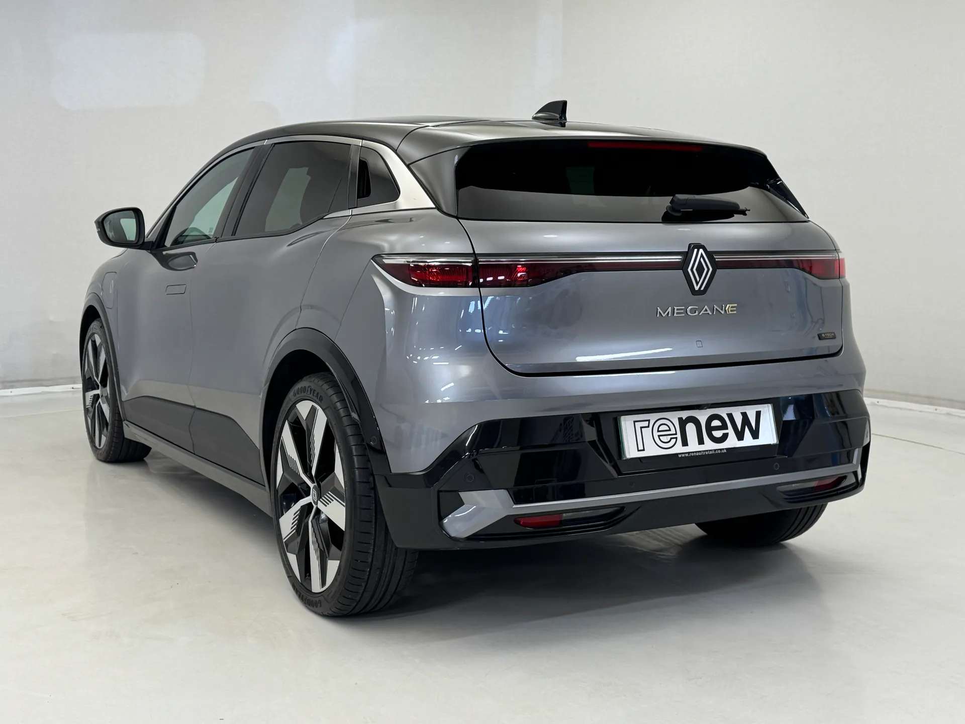 2024 RENAULT MEGANE E-TECH 2024 RENAULT MEGANE E-TECH