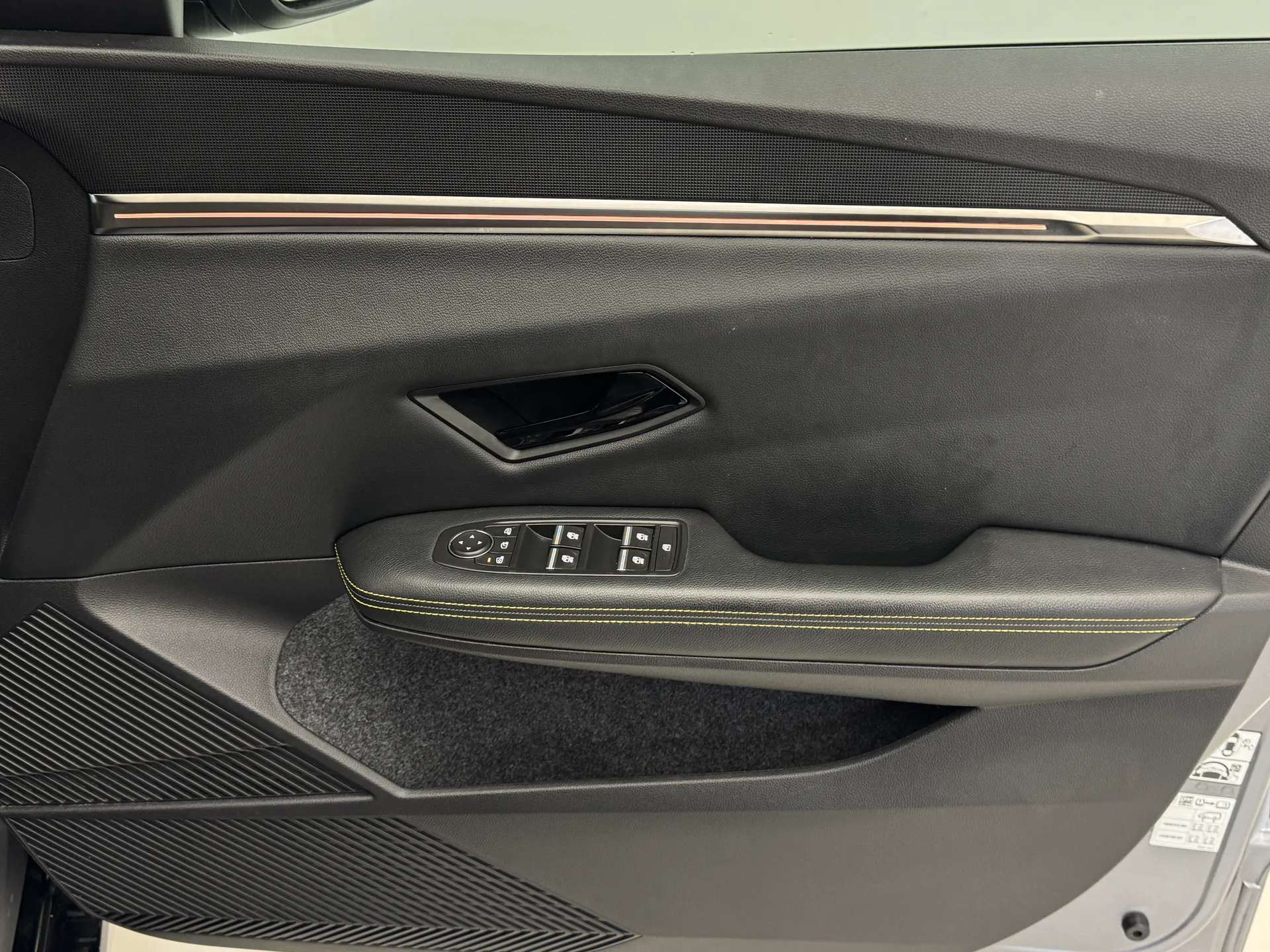 2024 RENAULT MEGANE E-TECH 2024 RENAULT MEGANE E-TECH