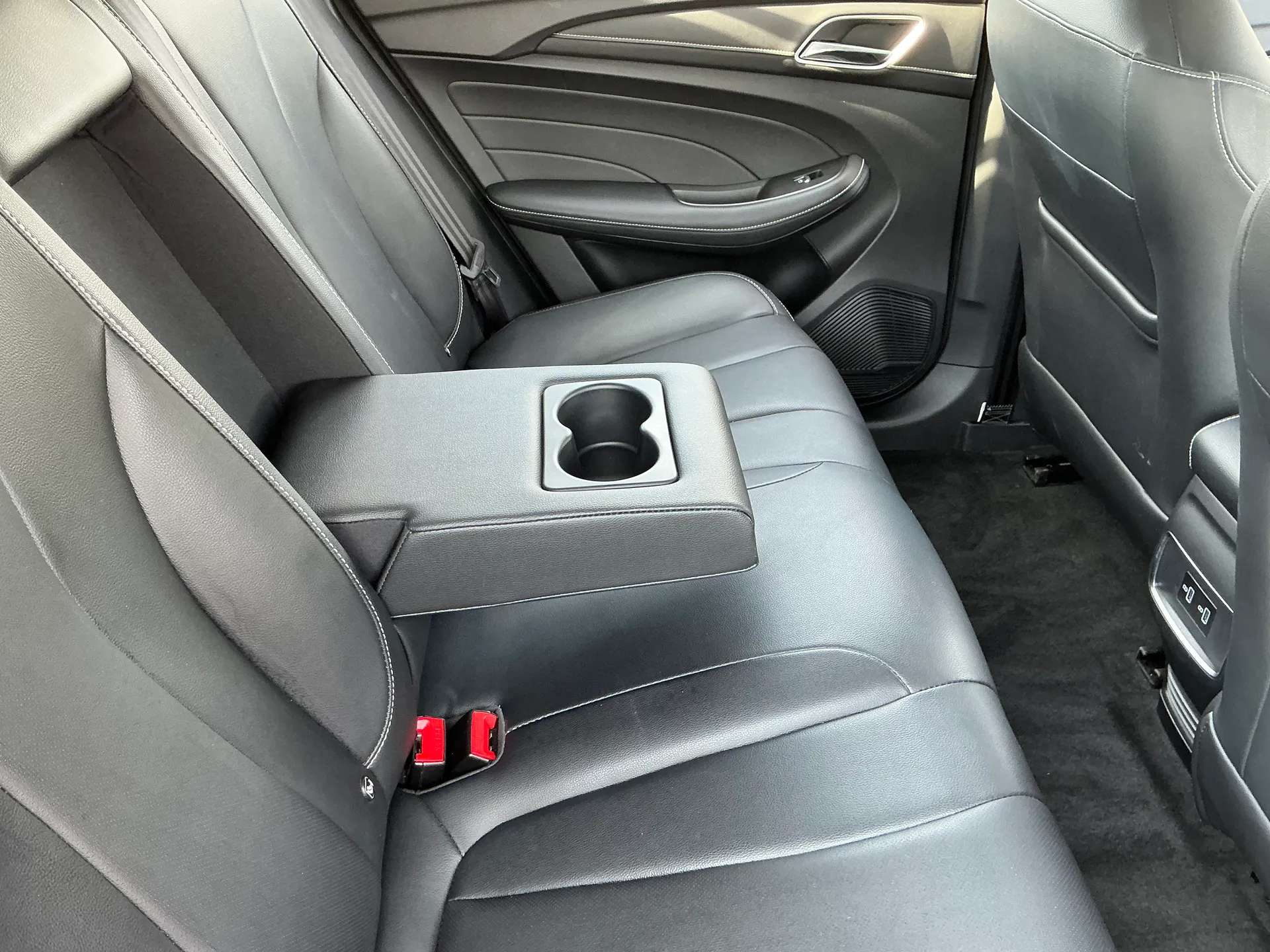 2022 MG MOTOR UK MG5 2022 MG MOTOR UK MG5