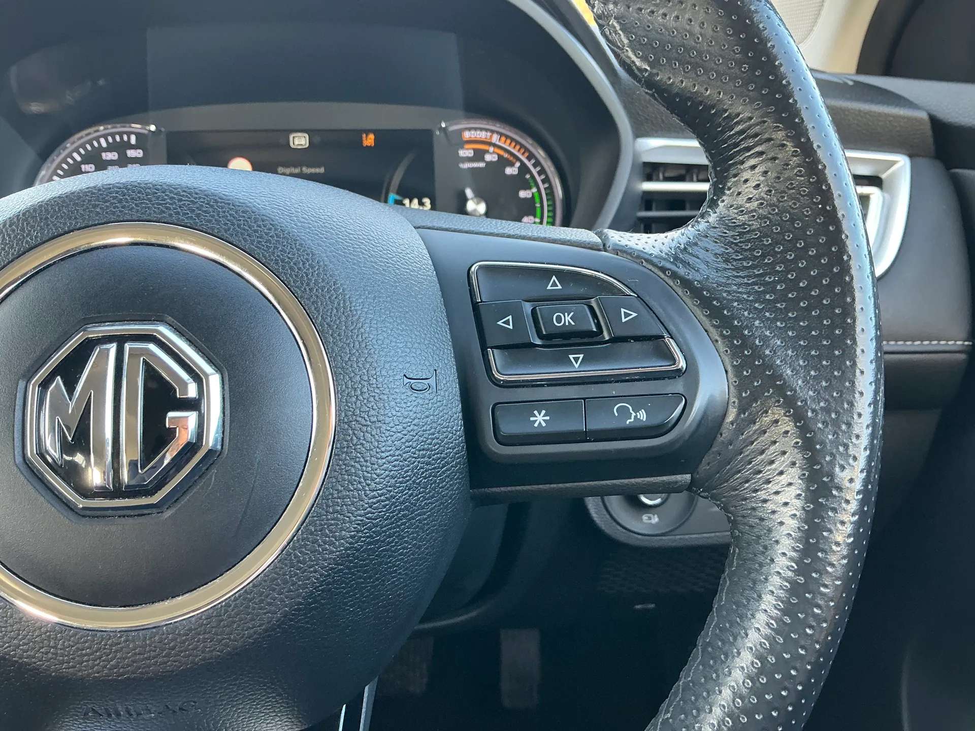 2022 MG MOTOR UK MG5 2022 MG MOTOR UK MG5