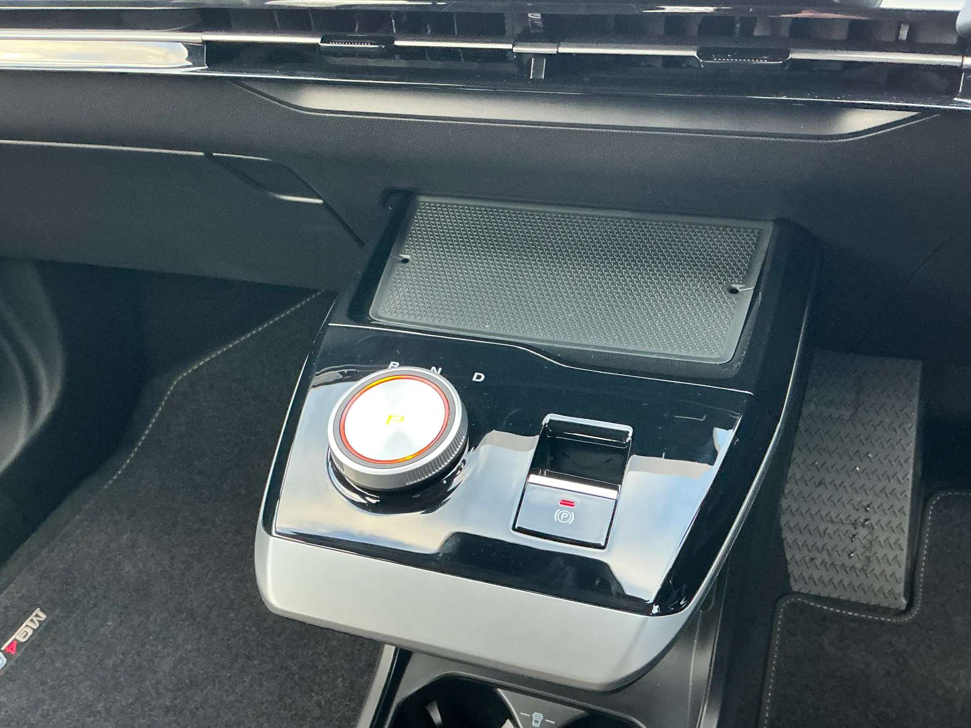 2025 MG MOTOR UK MG4 2025 MG MOTOR UK MG4