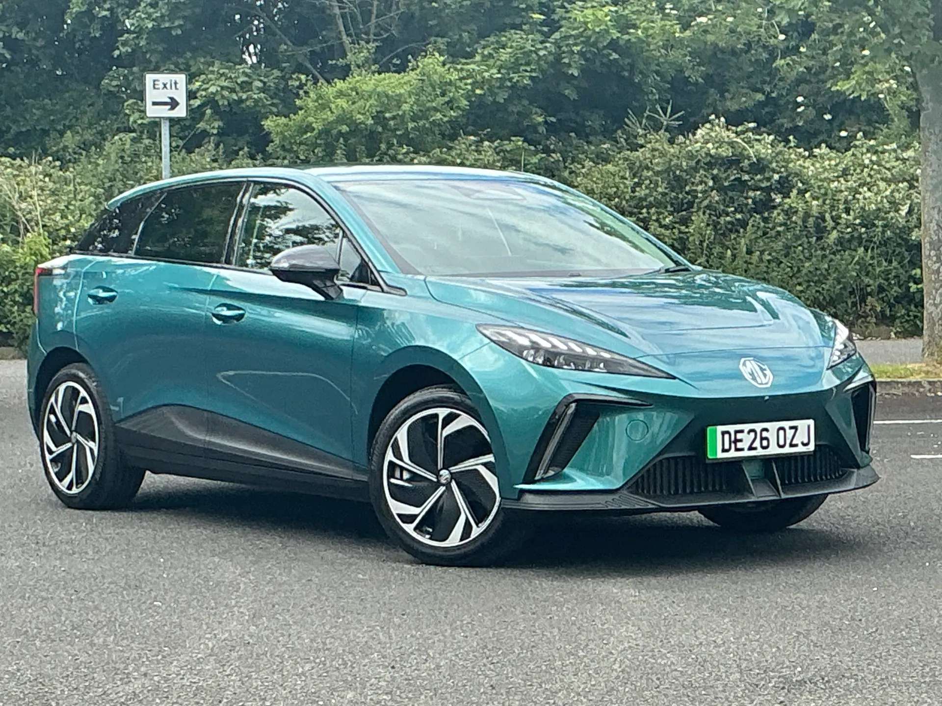 A 2026 MG MG4 170kW Premium Long Range 64kWh 5dr Auto A 2026 MG MG4 170kW Premium Long Range 64kWh 5dr Auto