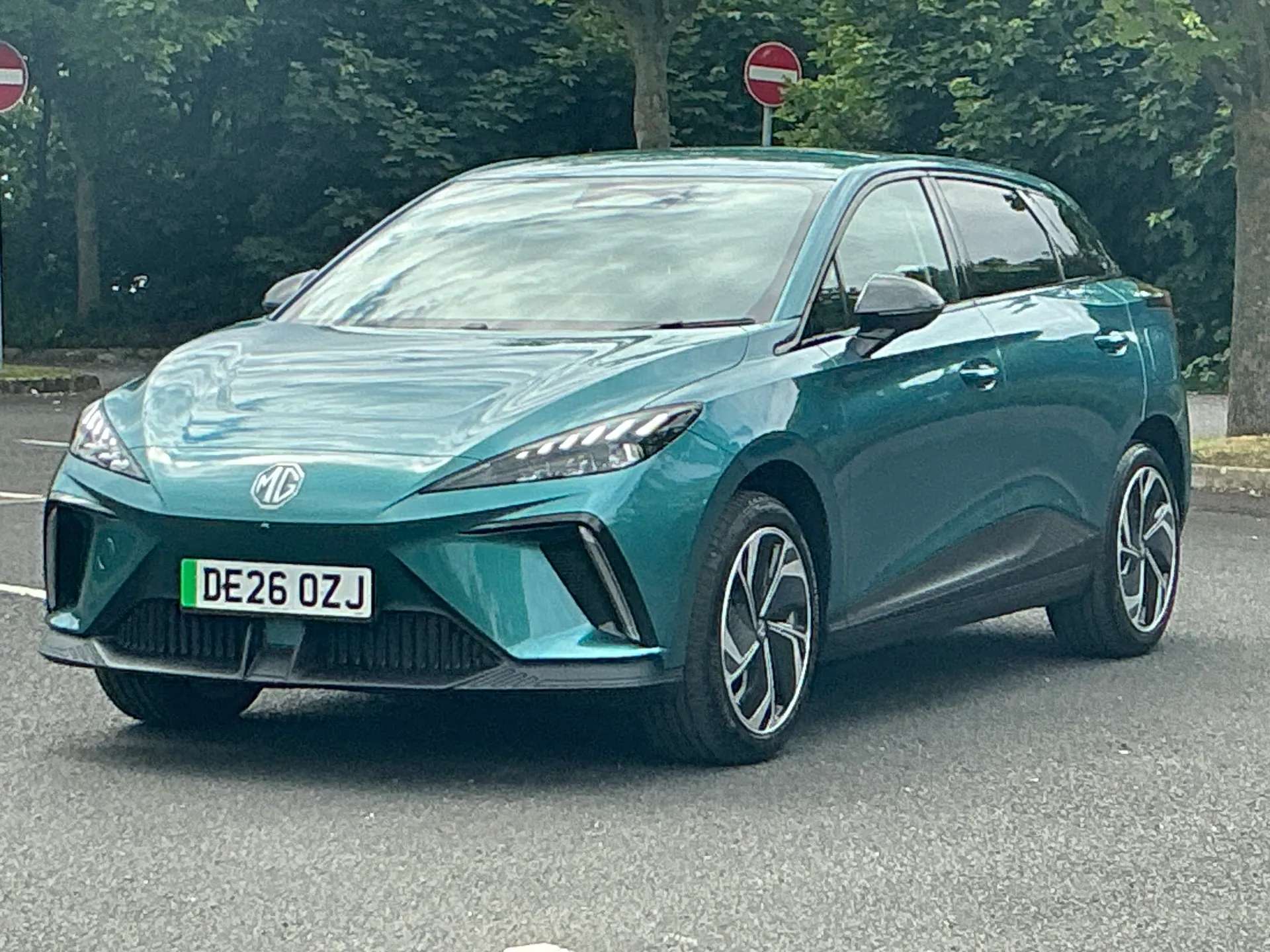 A 2026 MG MG4 170kW Premium Long Range 64kWh 5dr Auto A 2026 MG MG4 170kW Premium Long Range 64kWh 5dr Auto