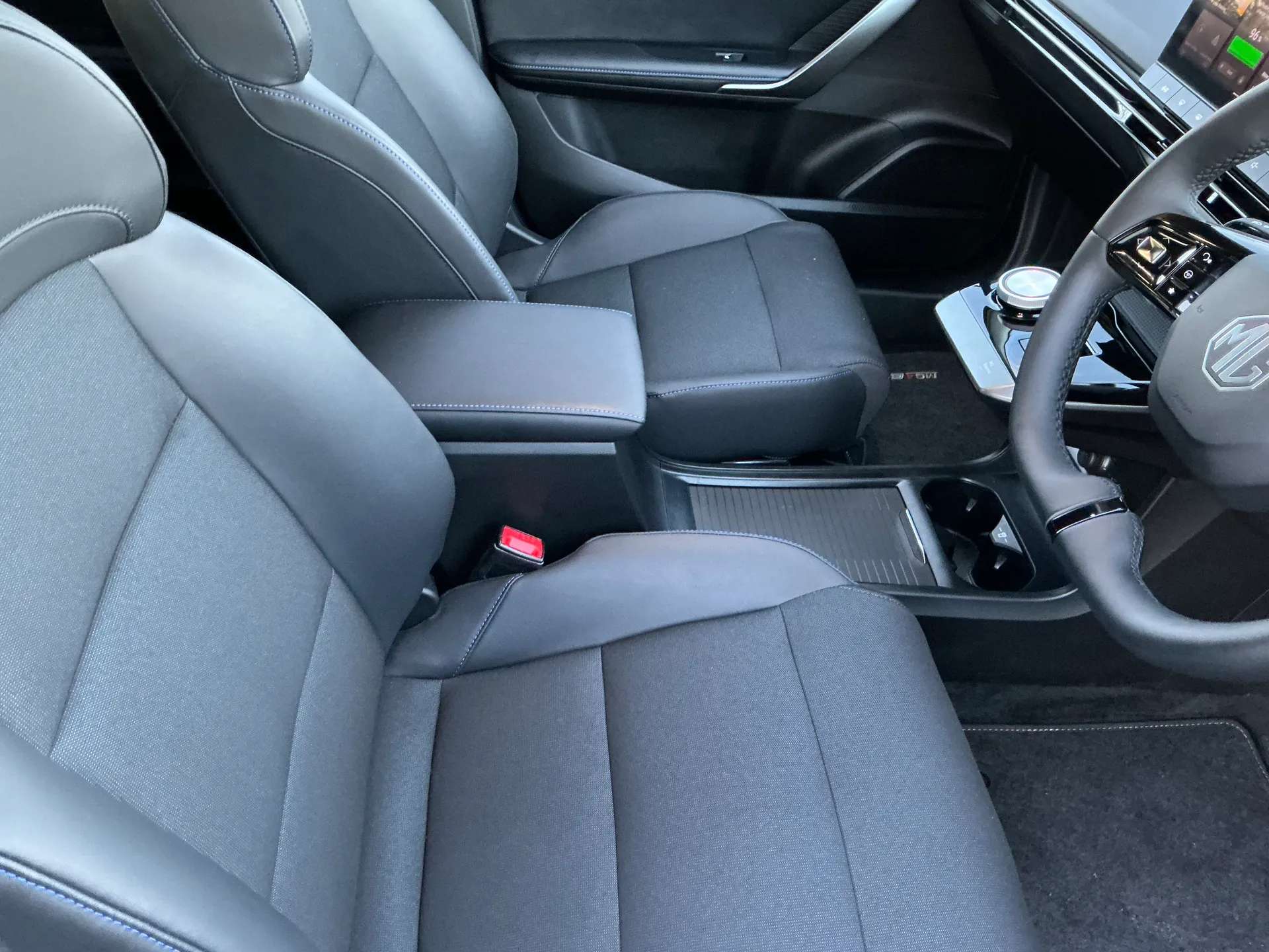 2025 MG MOTOR UK MG4 2025 MG MOTOR UK MG4