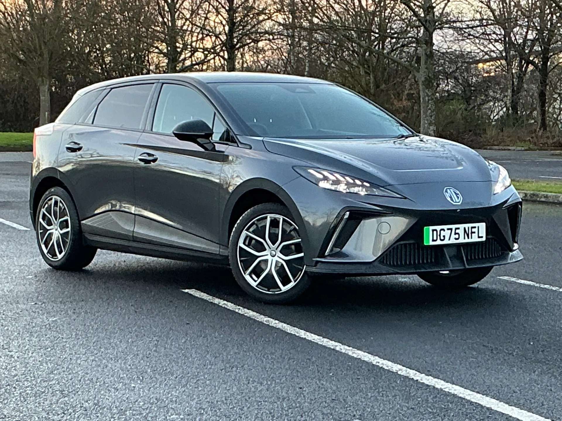 A 2025 MG MOTOR UK MG4 150kW Trophy EV Long Range 64kWh 5dr Auto A 2025 MG MOTOR UK MG4 150kW Trophy EV Long Range 64kWh 5dr Auto