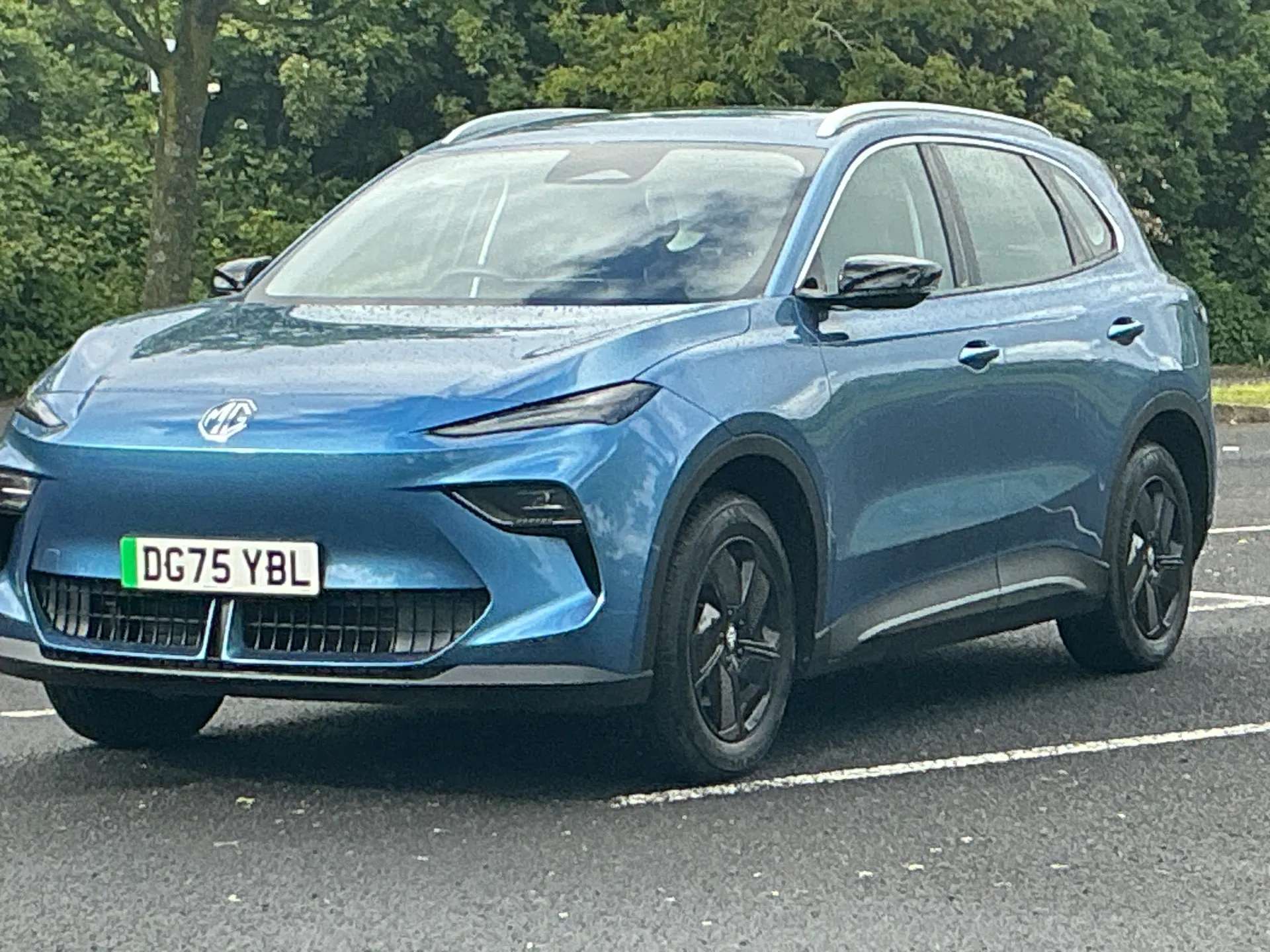 A 2025 MG MGS5 170kW SE EV Long Range 64kWh 5dr Auto A 2025 MG MGS5 170kW SE EV Long Range 64kWh 5dr Auto