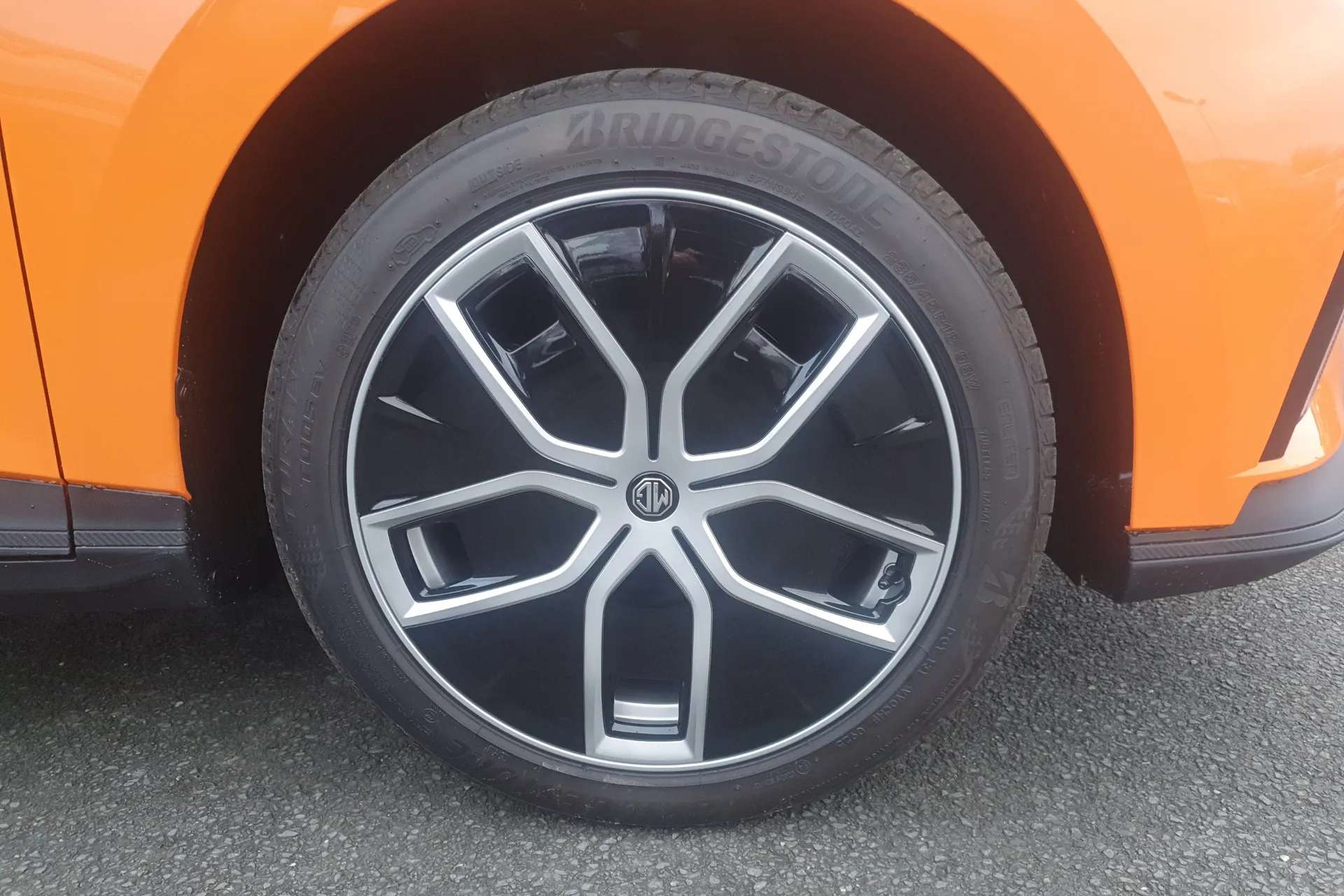 A 2026 MG MOTOR UK MG4 150kW Trophy EV Long Range 64kWh 5dr Auto A 2026 MG MOTOR UK MG4 150kW Trophy EV Long Range 64kWh 5dr Auto