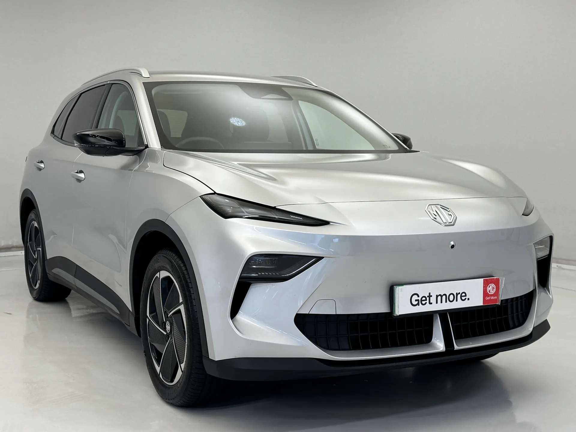 A 2025 MG MGS5 170kW Trophy EV Long Range 64kWh 5dr Auto ðLong Range TOP - SPEC ð A 2025 MG MGS5 170kW Trophy EV Long Range 64kWh 5dr Auto ðLong Range TOP - SPEC ð