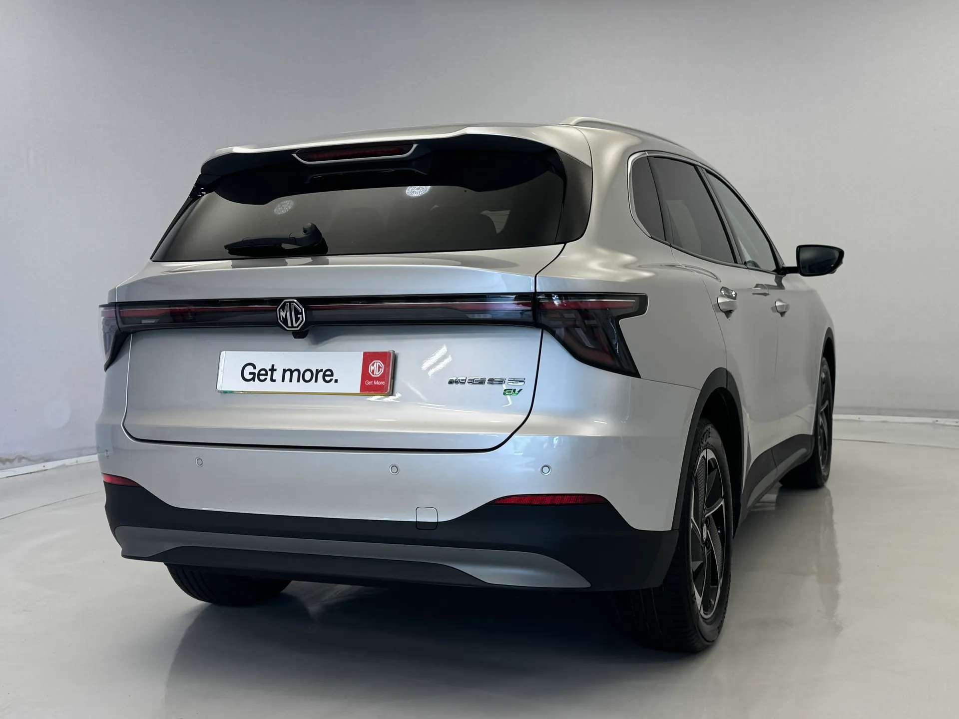 A 2025 MG MGS5 170kW Trophy EV Long Range 64kWh 5dr Auto ðLong Range Premium Trophyð A 2025 MG MGS5 170kW Trophy EV Long Range 64kWh 5dr Auto ðLong Range Premium Trophyð