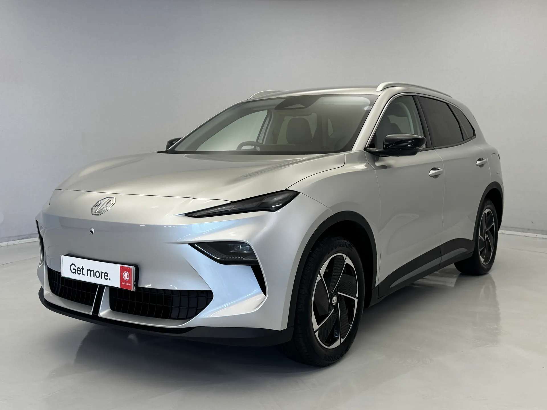 A 2025 MG MGS5 170kW Trophy EV Long Range 64kWh 5dr Auto ðLong Range Premium Trophyð A 2025 MG MGS5 170kW Trophy EV Long Range 64kWh 5dr Auto ðLong Range Premium Trophyð