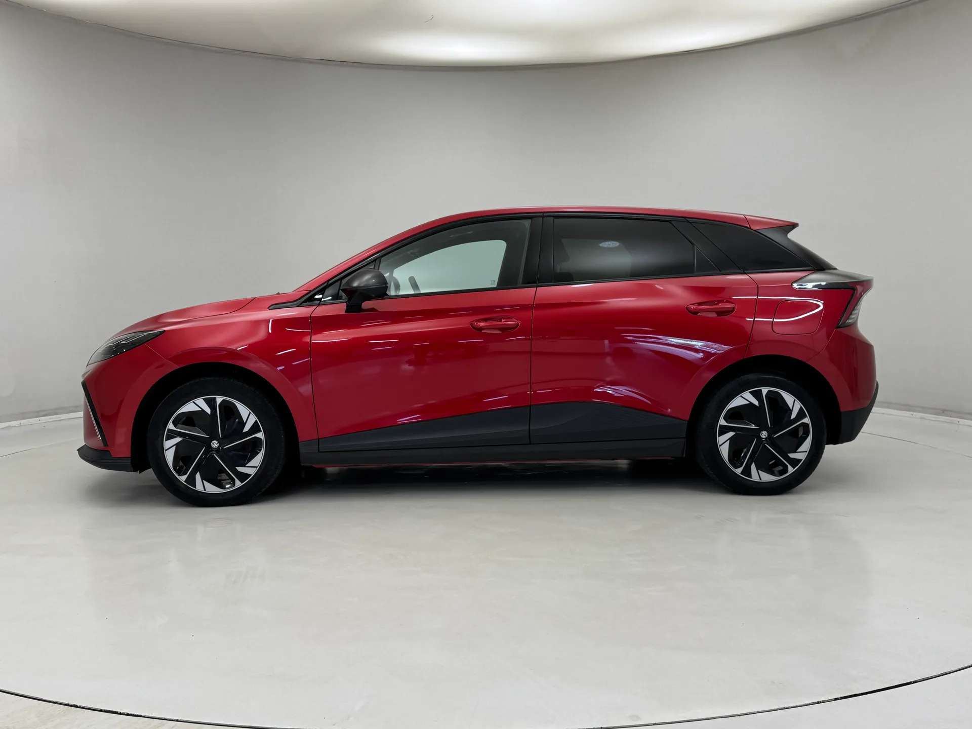 A 2023 MG MOTOR UK MG4 150kW Trophy EV Long Range 64kWh 5dr Auto ð LONG RANGE 260MILES ð A 2023 MG MOTOR UK MG4 150kW Trophy EV Long Range 64kWh 5dr Auto ð LONG RANGE 260MILES ð