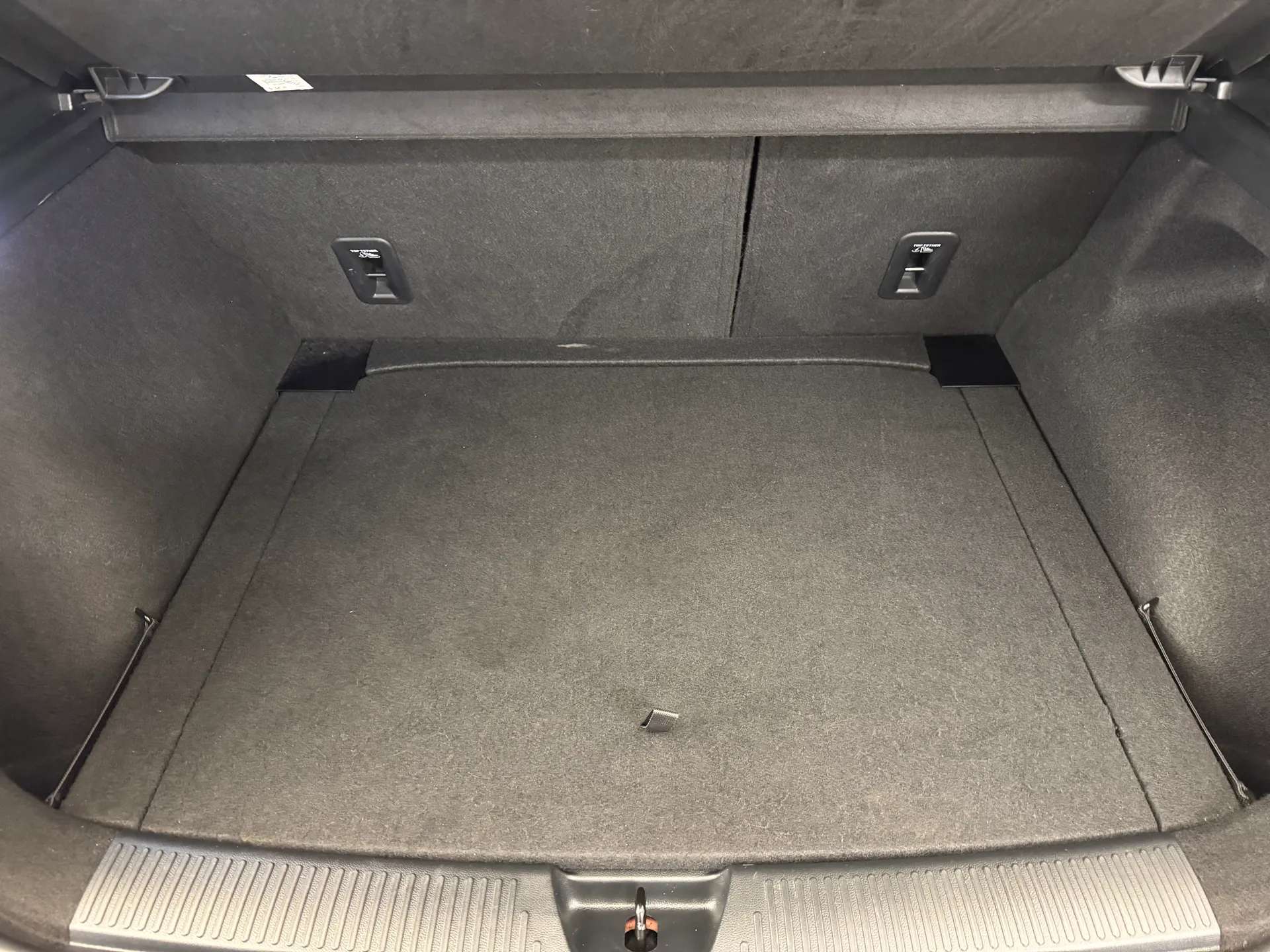 2023 MG MOTOR UK MG4 2023 MG MOTOR UK MG4