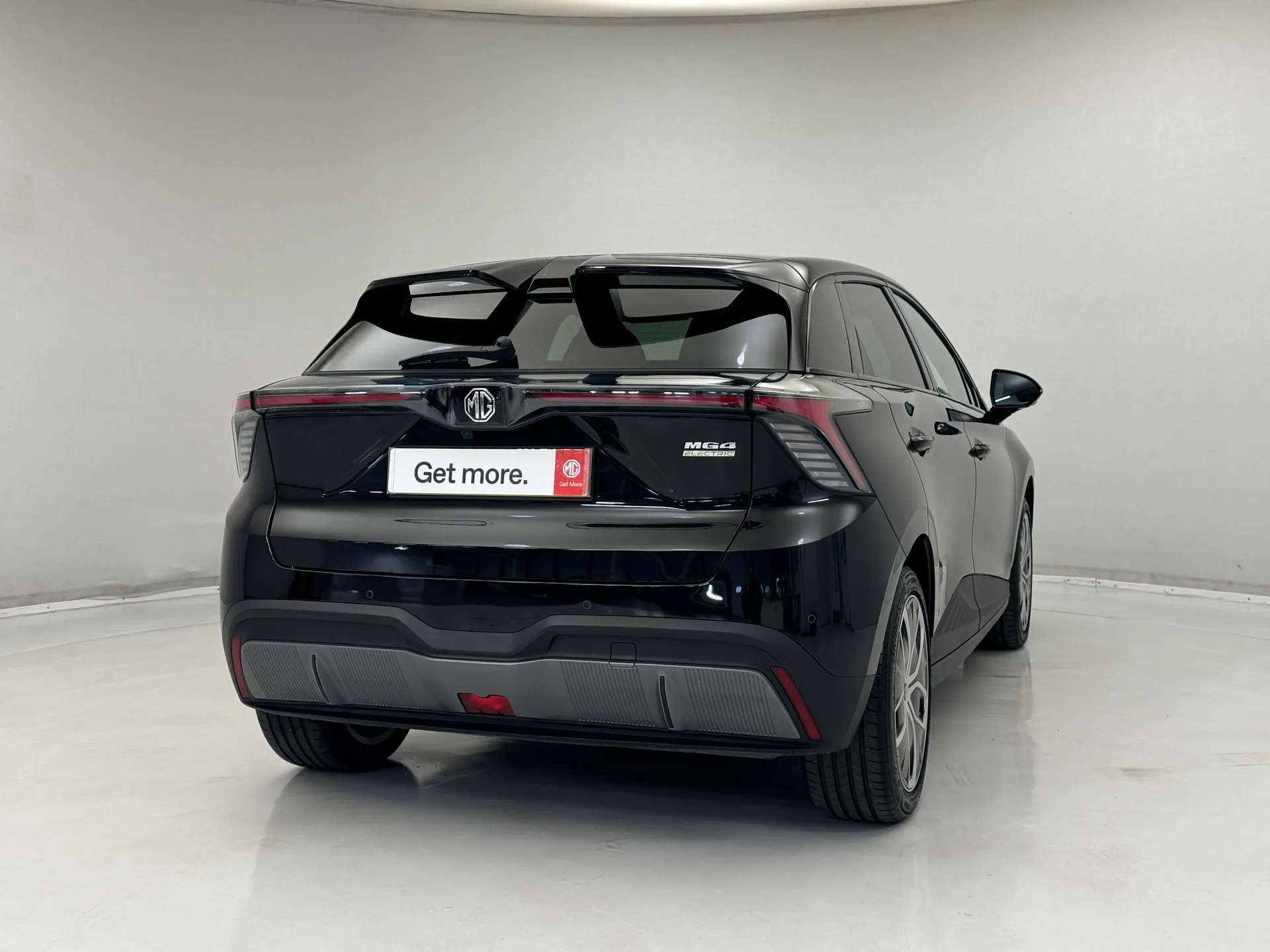 A 2025 MG MG4 150kW Trophy EV Long Range 64kWh 5dr Auto ð¥ 8.9% APR + £250 OFF ð¥ A 2025 MG MG4 150kW Trophy EV Long Range 64kWh 5dr Auto ð¥ 8.9% APR + £250 OFF ð¥