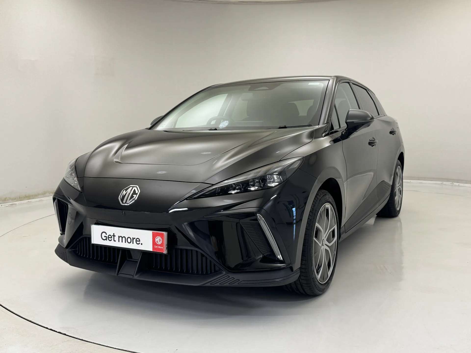A 2025 MG MG4 150kW Trophy EV Long Range 64kWh 5dr Auto ð¥ 8.9% APR + £250 OFF ð¥ A 2025 MG MG4 150kW Trophy EV Long Range 64kWh 5dr Auto ð¥ 8.9% APR + £250 OFF ð¥