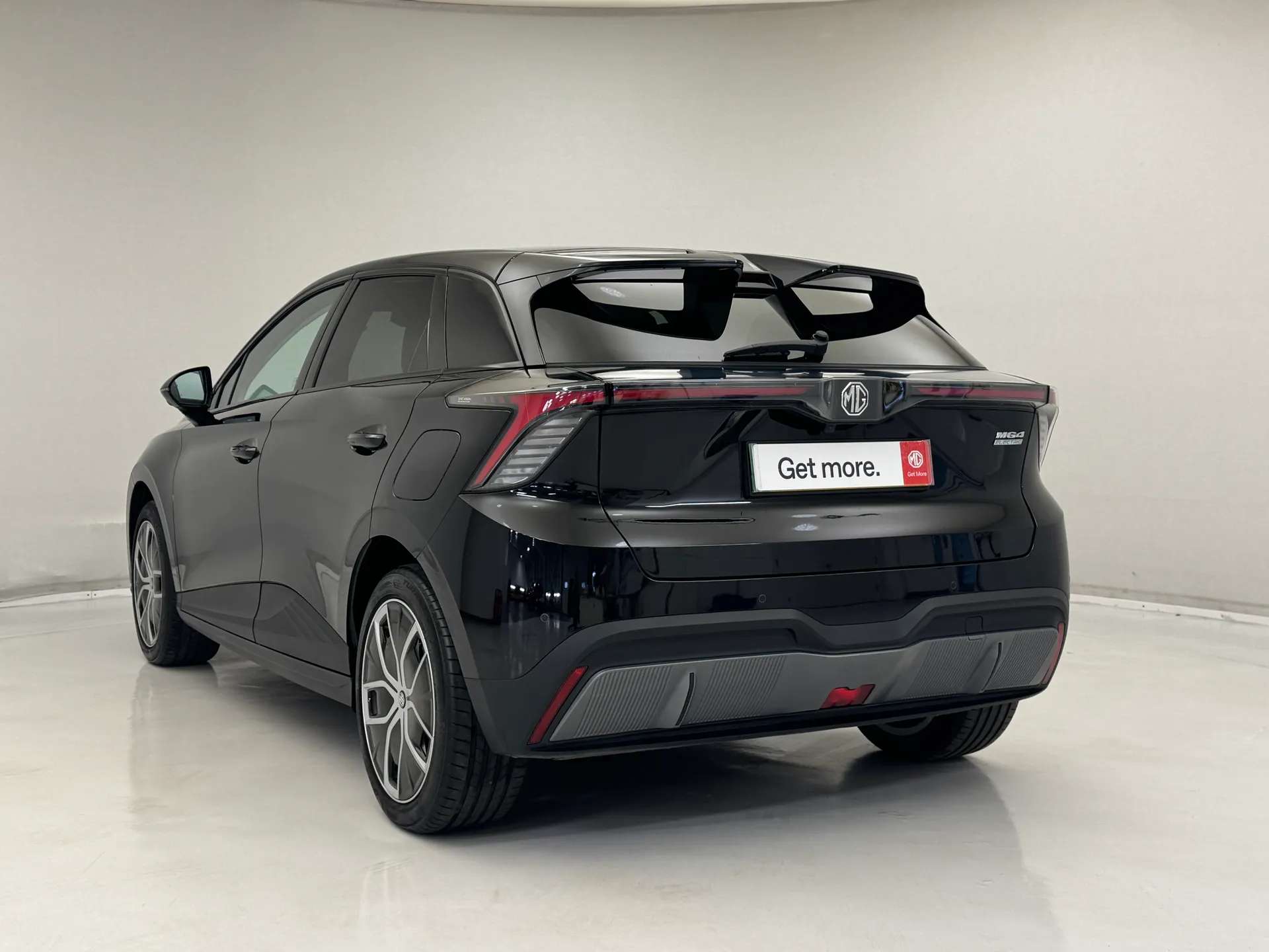 A 2025 MG MG4 150kW Trophy EV Long Range 64kWh 5dr Auto ð¥ 8.9% APR + £250 OFF ð¥ A 2025 MG MG4 150kW Trophy EV Long Range 64kWh 5dr Auto ð¥ 8.9% APR + £250 OFF ð¥