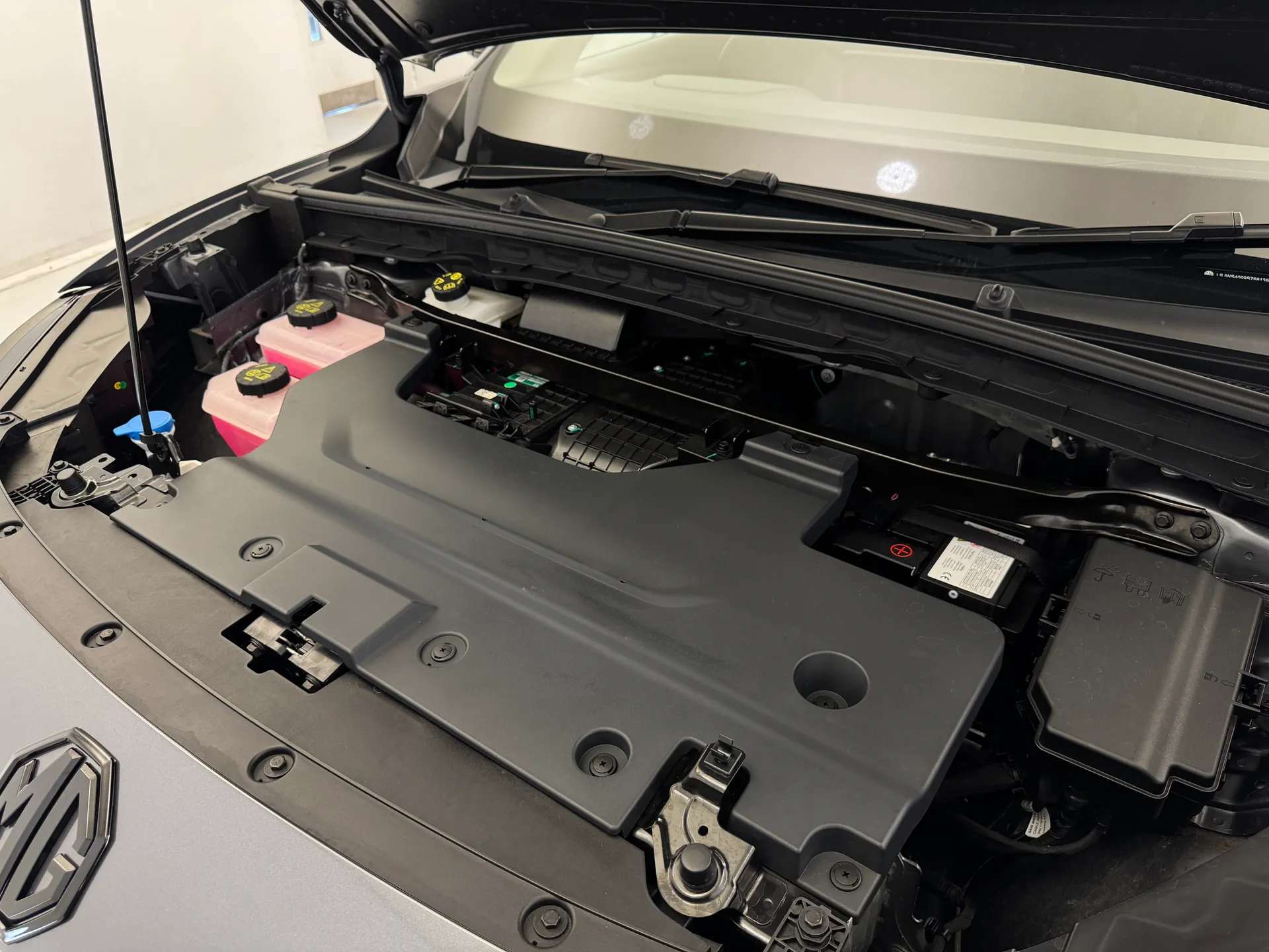 2025 MG MGS5 2025 MG MGS5