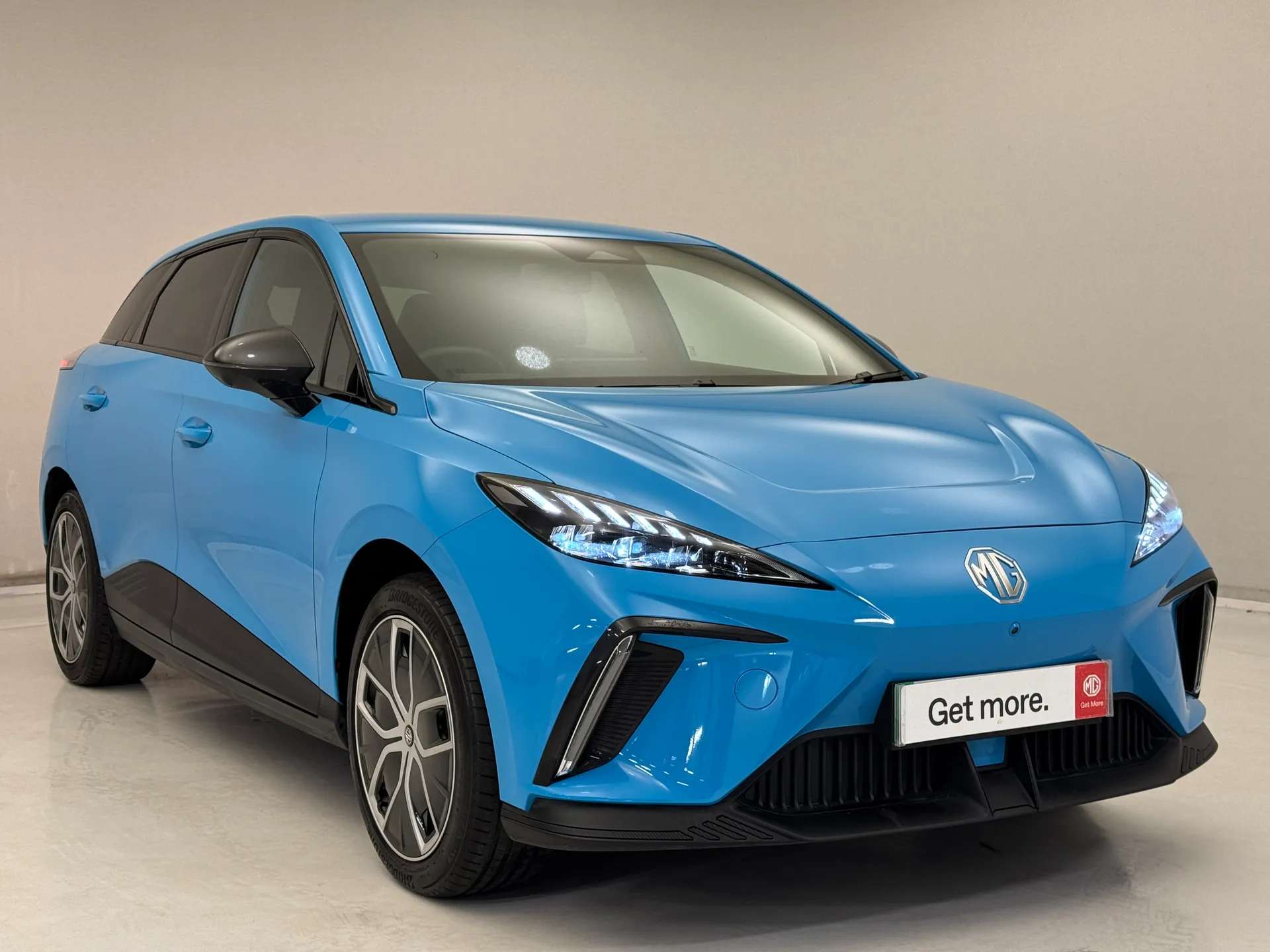 A 2024 MG MG4 150kW Trophy EV Long Range 64kWh 5dr Auto ð TROPHY EV LONG RANGEð A 2024 MG MG4 150kW Trophy EV Long Range 64kWh 5dr Auto ð TROPHY EV LONG RANGEð