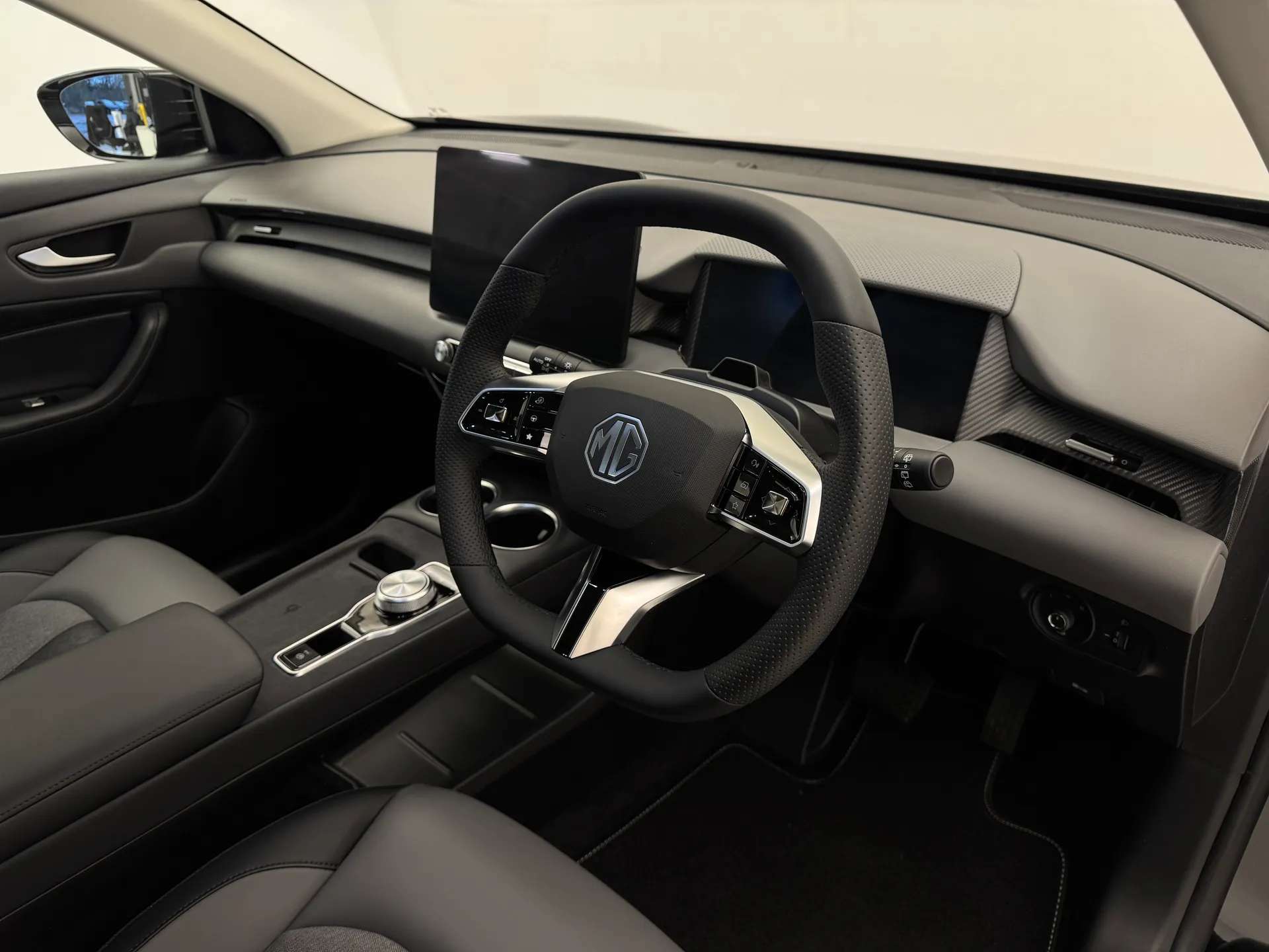 2025 MG MOTOR UK MGS5 2025 MG MOTOR UK MGS5