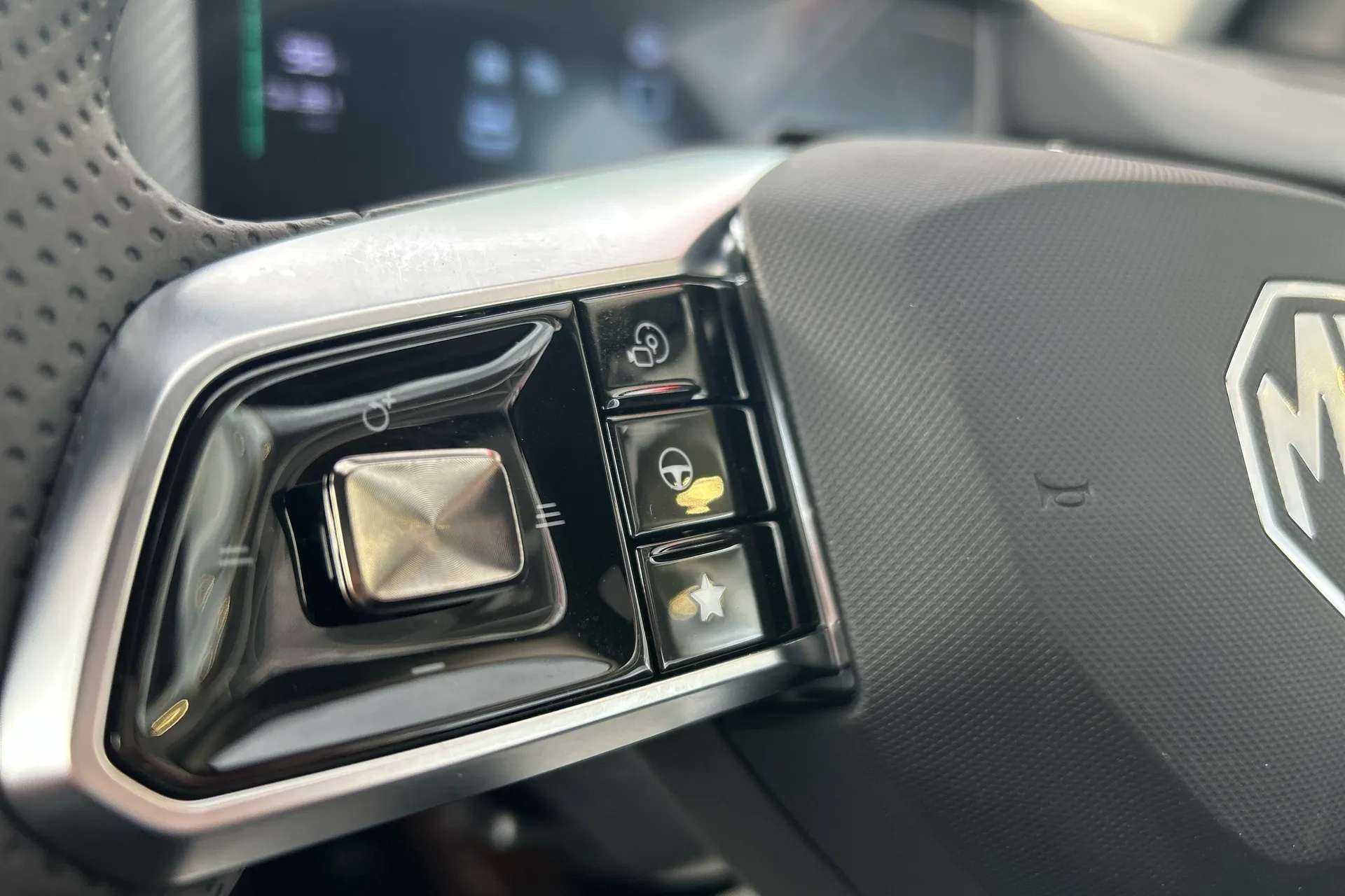 2025 MG MOTOR UK MGS5 2025 MG MOTOR UK MGS5