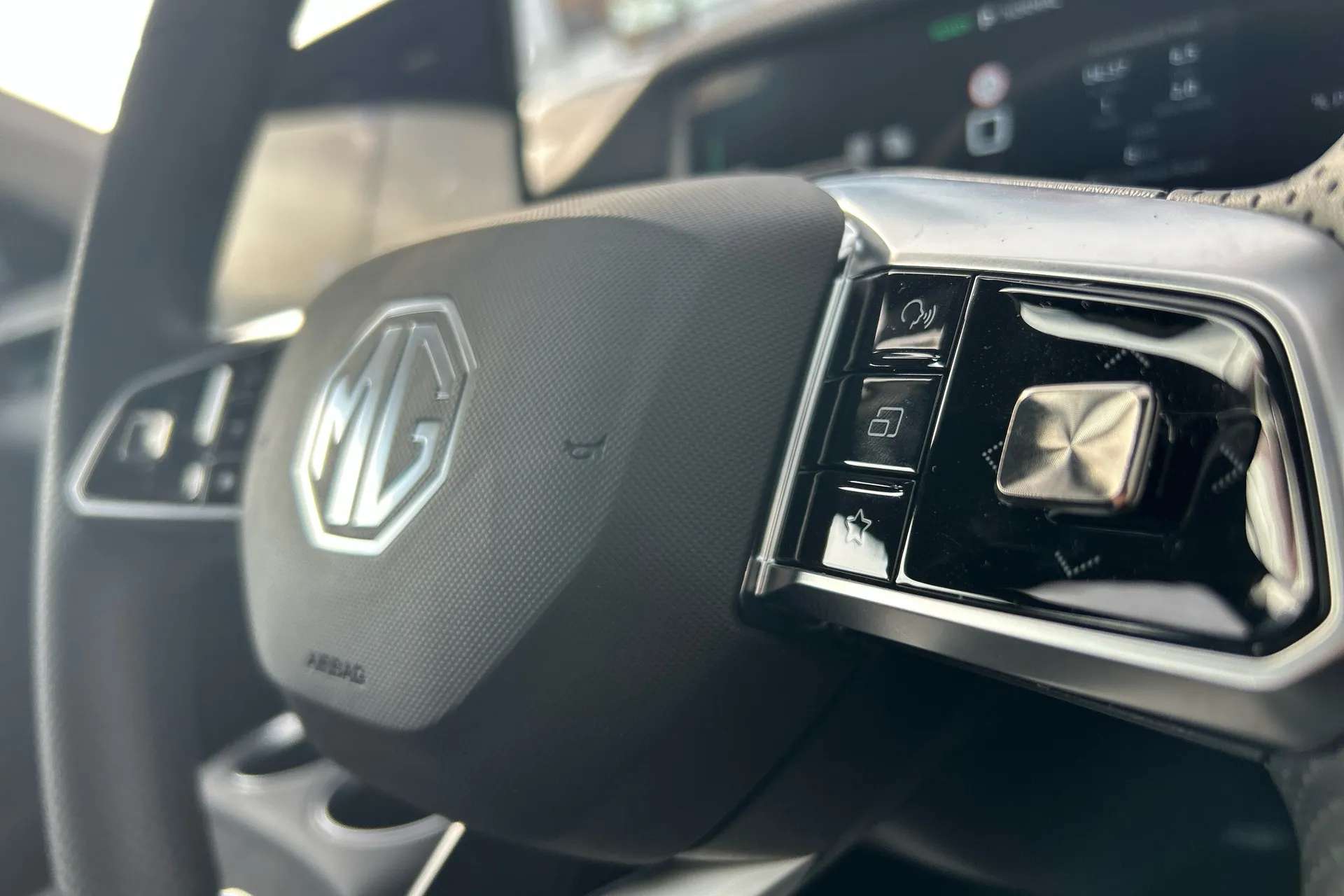 2025 MG MOTOR UK MGS5 2025 MG MOTOR UK MGS5