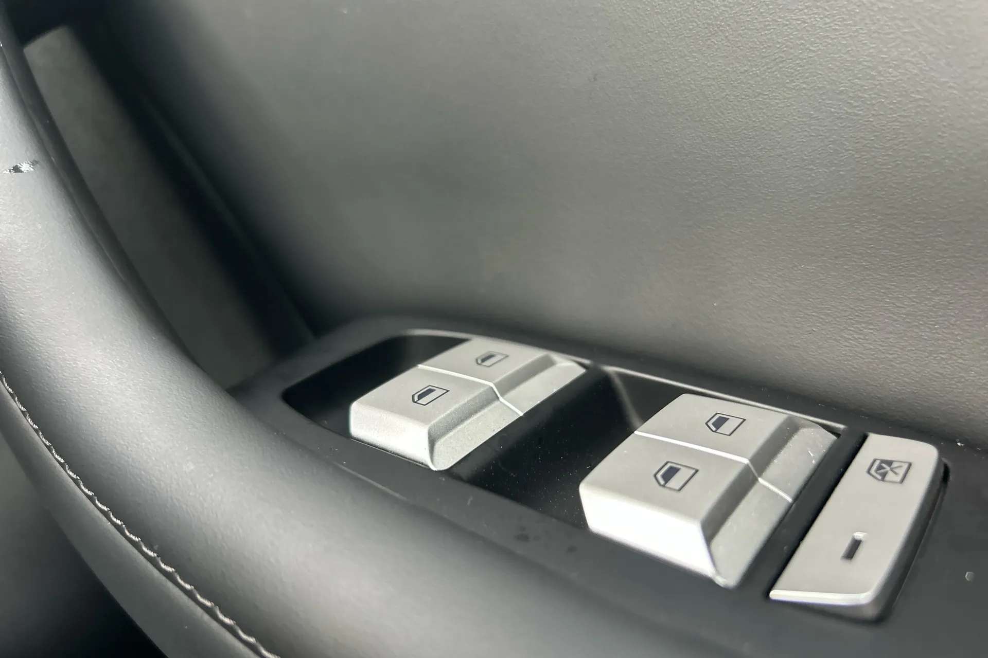 2025 MG MOTOR UK MGS5 2025 MG MOTOR UK MGS5