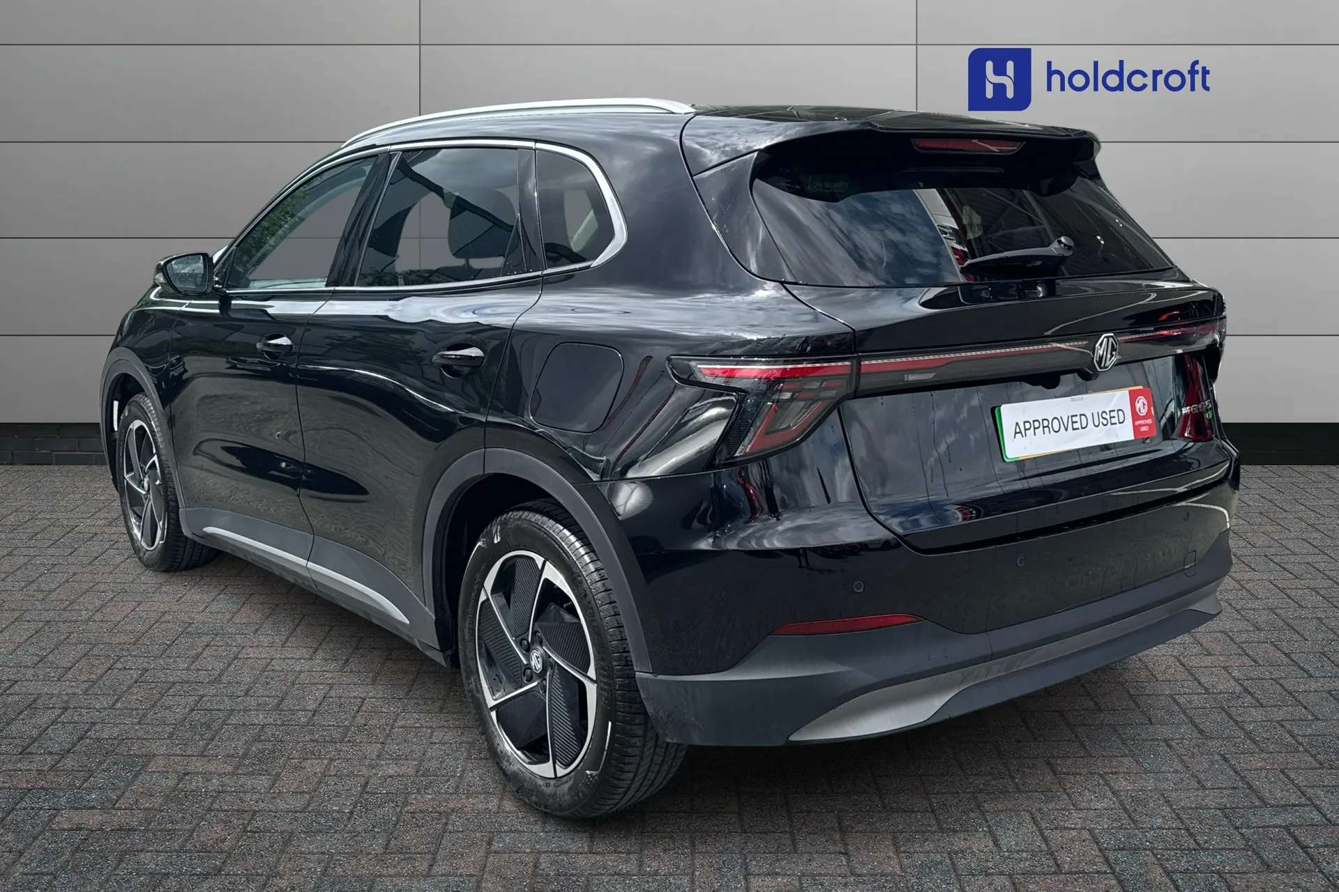 A 2025 MG MGS5 170kW Trophy EV Long Range 64kWh 5dr Auto A 2025 MG MGS5 170kW Trophy EV Long Range 64kWh 5dr Auto