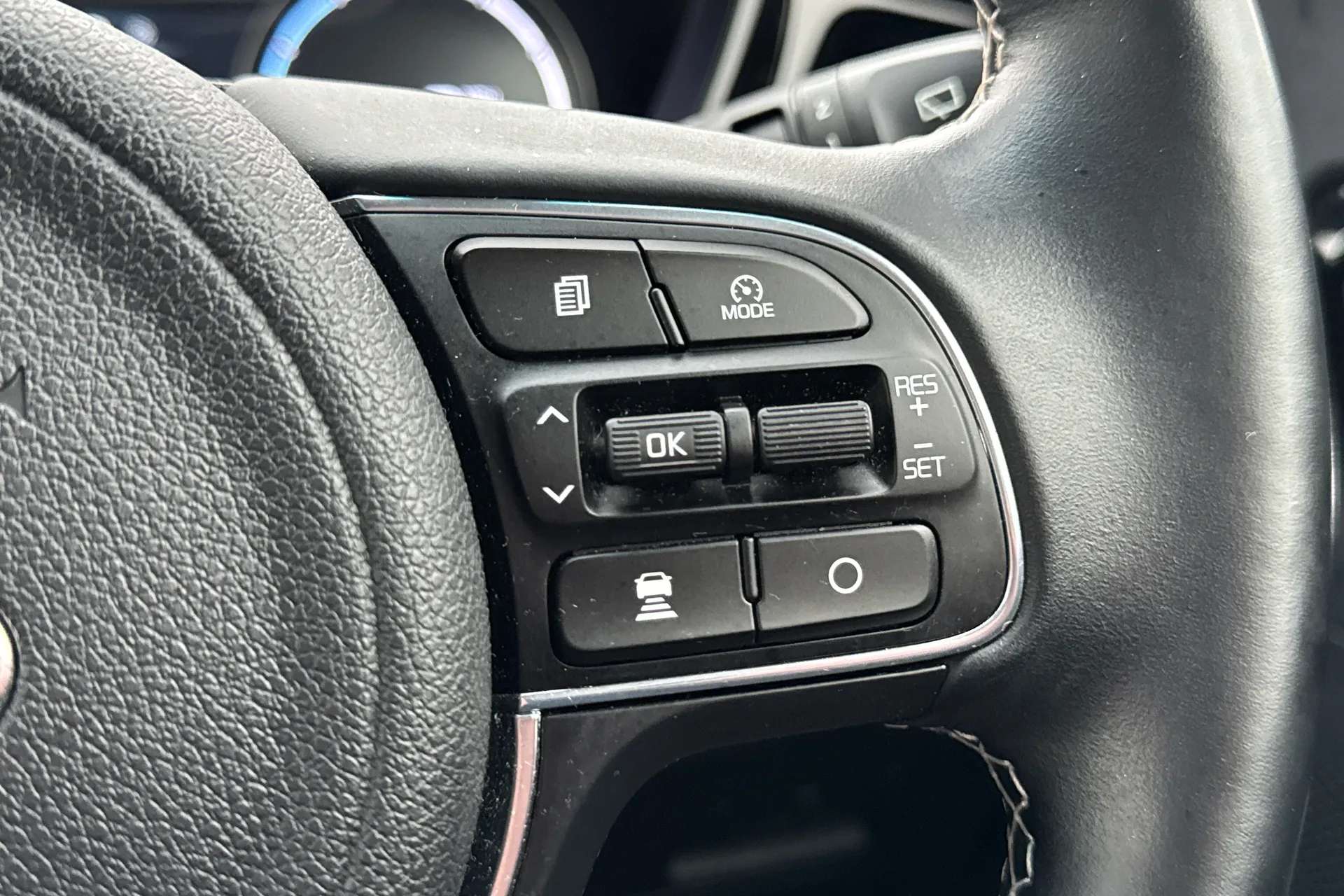 2020 KIA E-NIRO 2020 KIA E-NIRO