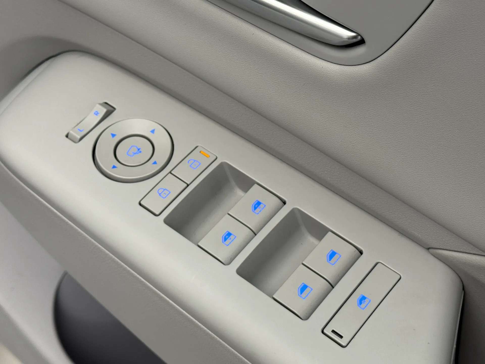 2025 HYUNDAI KONA 2025 HYUNDAI KONA