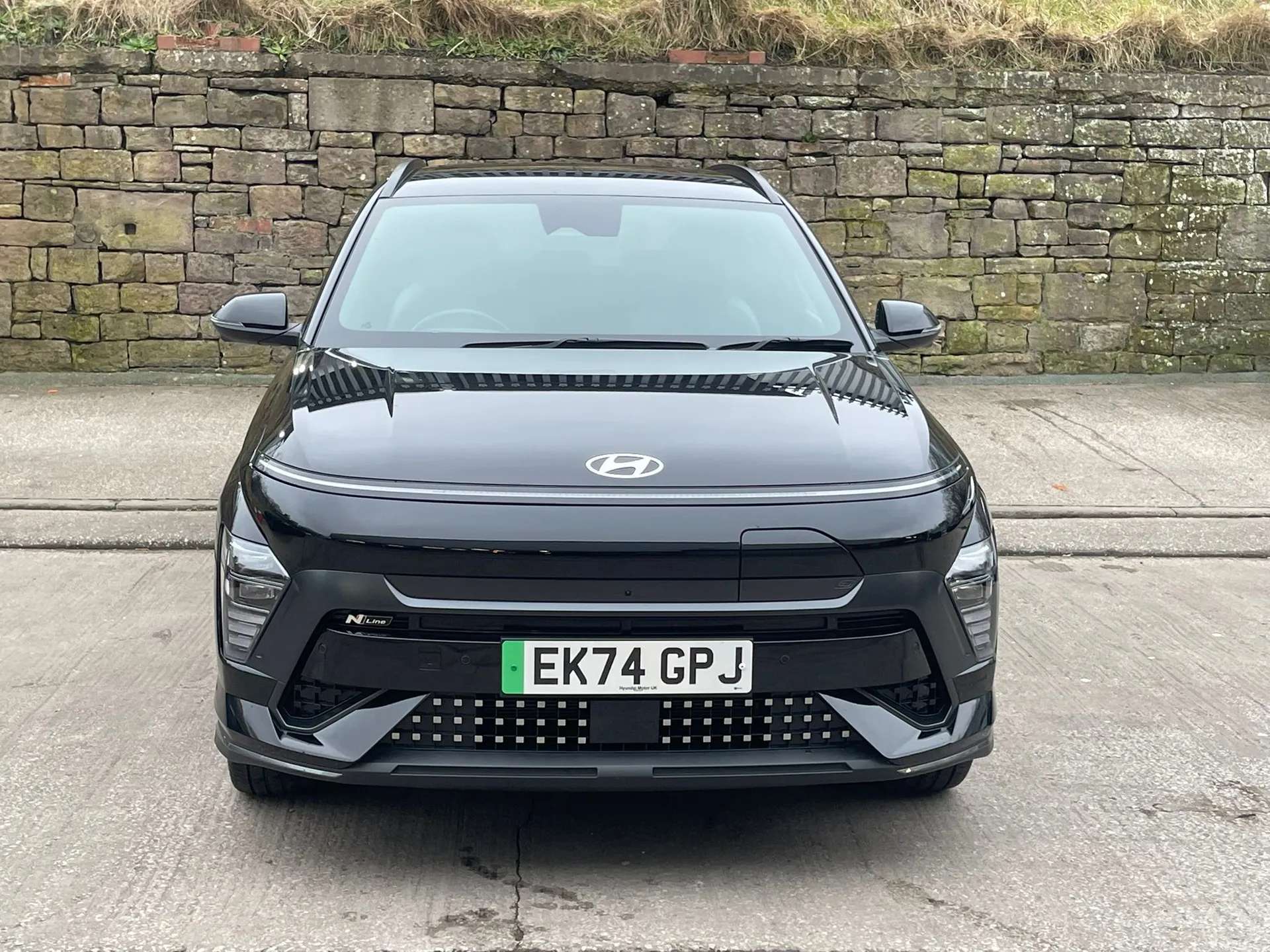 A 2024 HYUNDAI KONA 160kW N Line S 65kWh 5dr Auto âCAMERAâHEATED SEATSâNAVâ A 2024 HYUNDAI KONA 160kW N Line S 65kWh 5dr Auto âCAMERAâHEATED SEATSâNAVâ