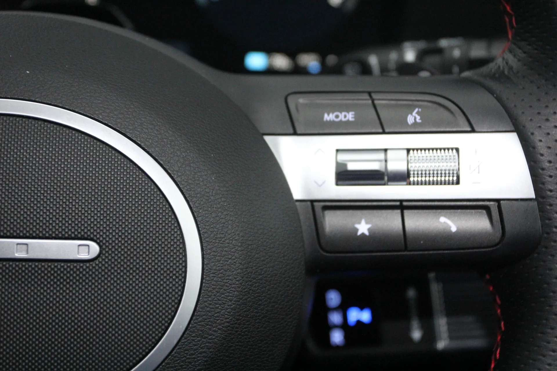 2024 HYUNDAI KONA 2024 HYUNDAI KONA