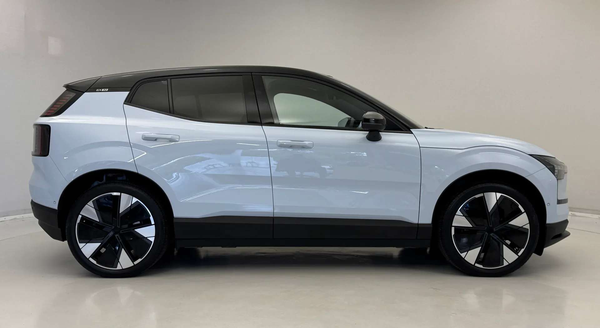 2024 VOLVO EX30 2024 VOLVO EX30