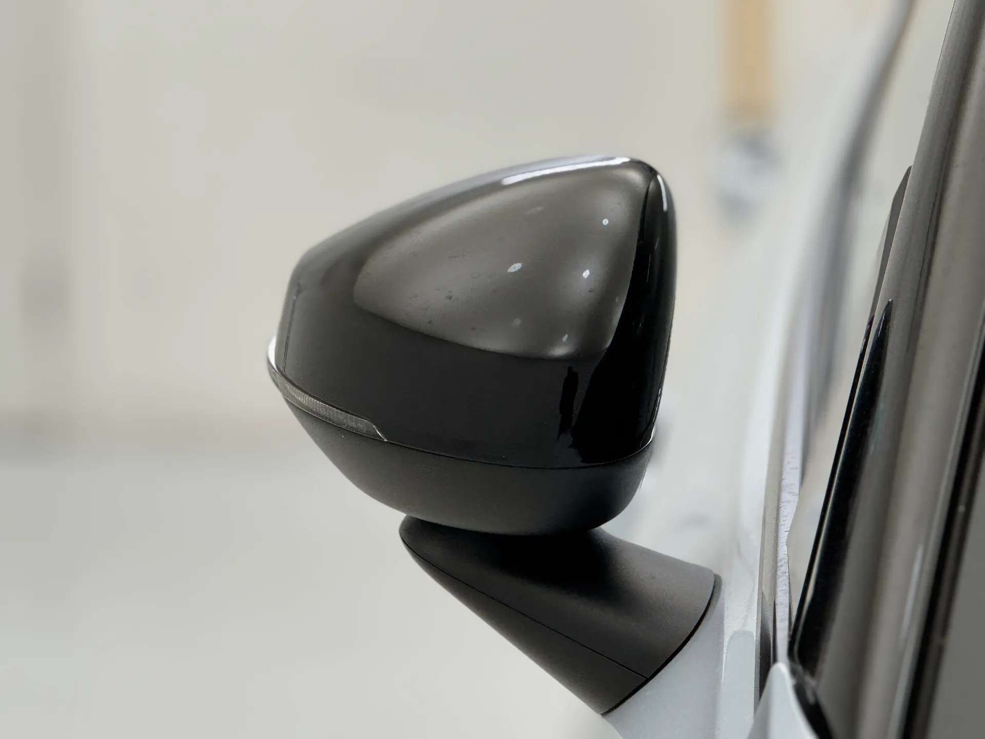 2024 VOLVO EX30 2024 VOLVO EX30