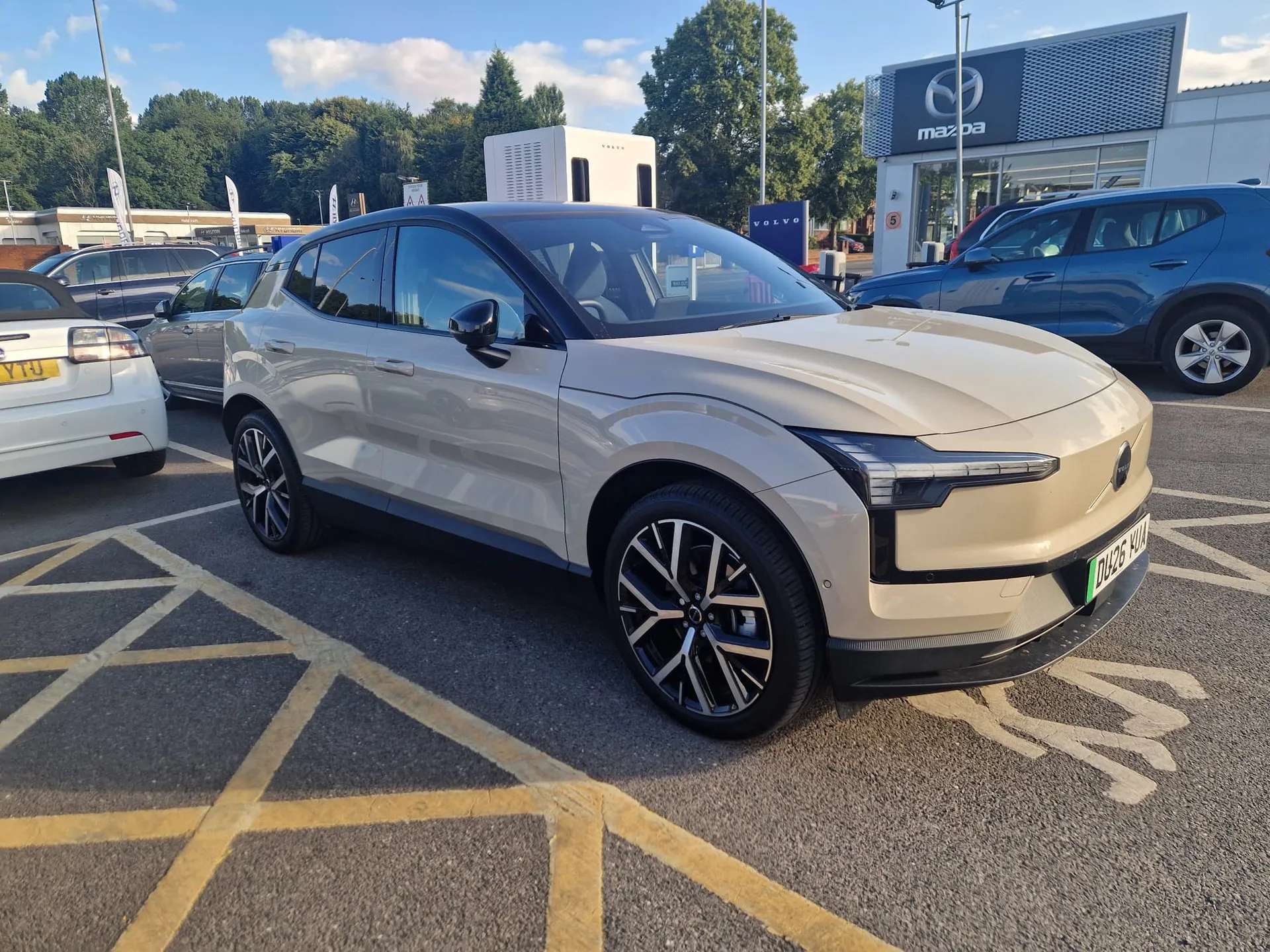 A 2026 VOLVO EX30 200kW SM Extended Range Ultra 69kWh 5dr Auto A 2026 VOLVO EX30 200kW SM Extended Range Ultra 69kWh 5dr Auto