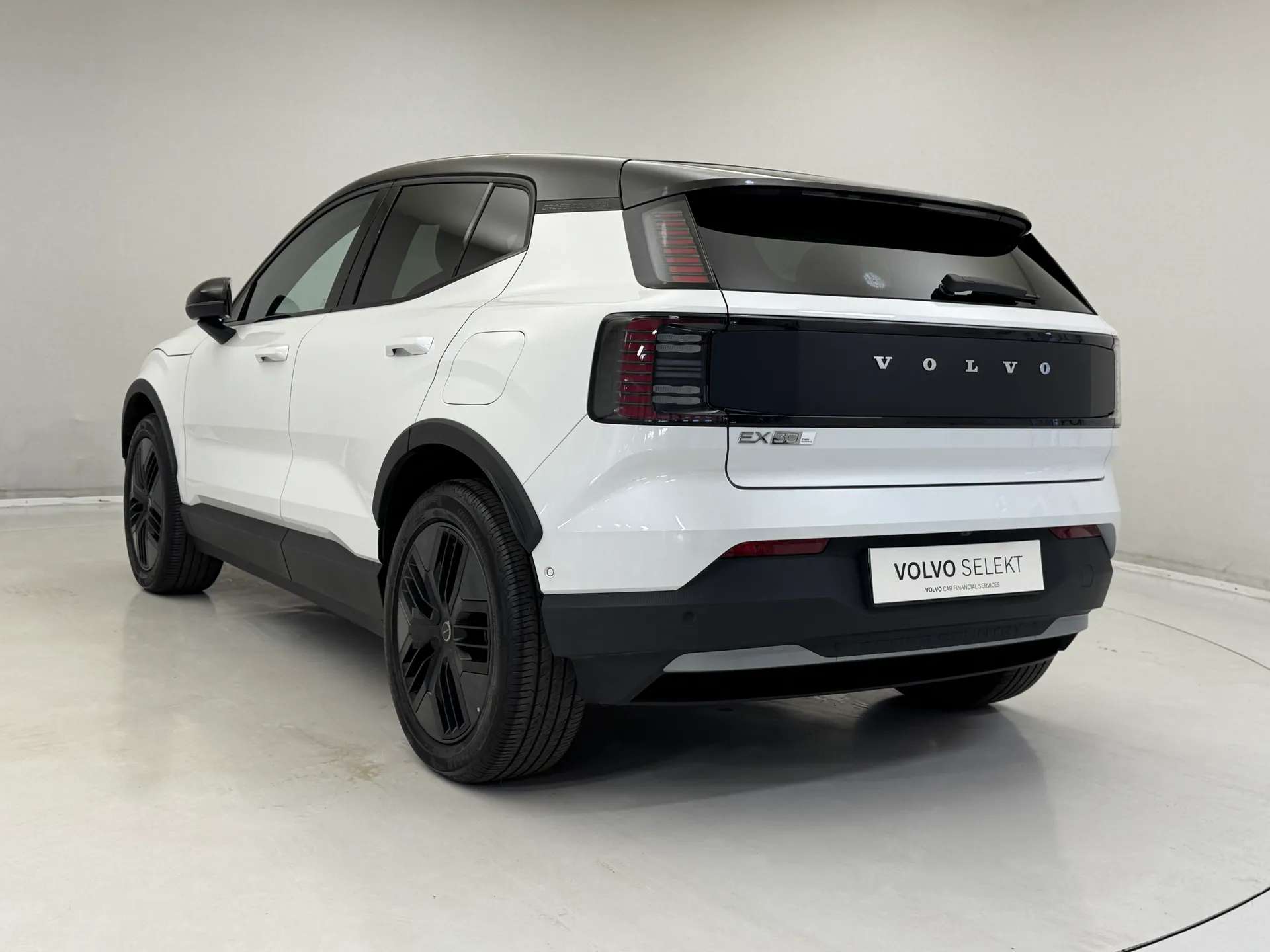 2025 VOLVO EX30 2025 VOLVO EX30