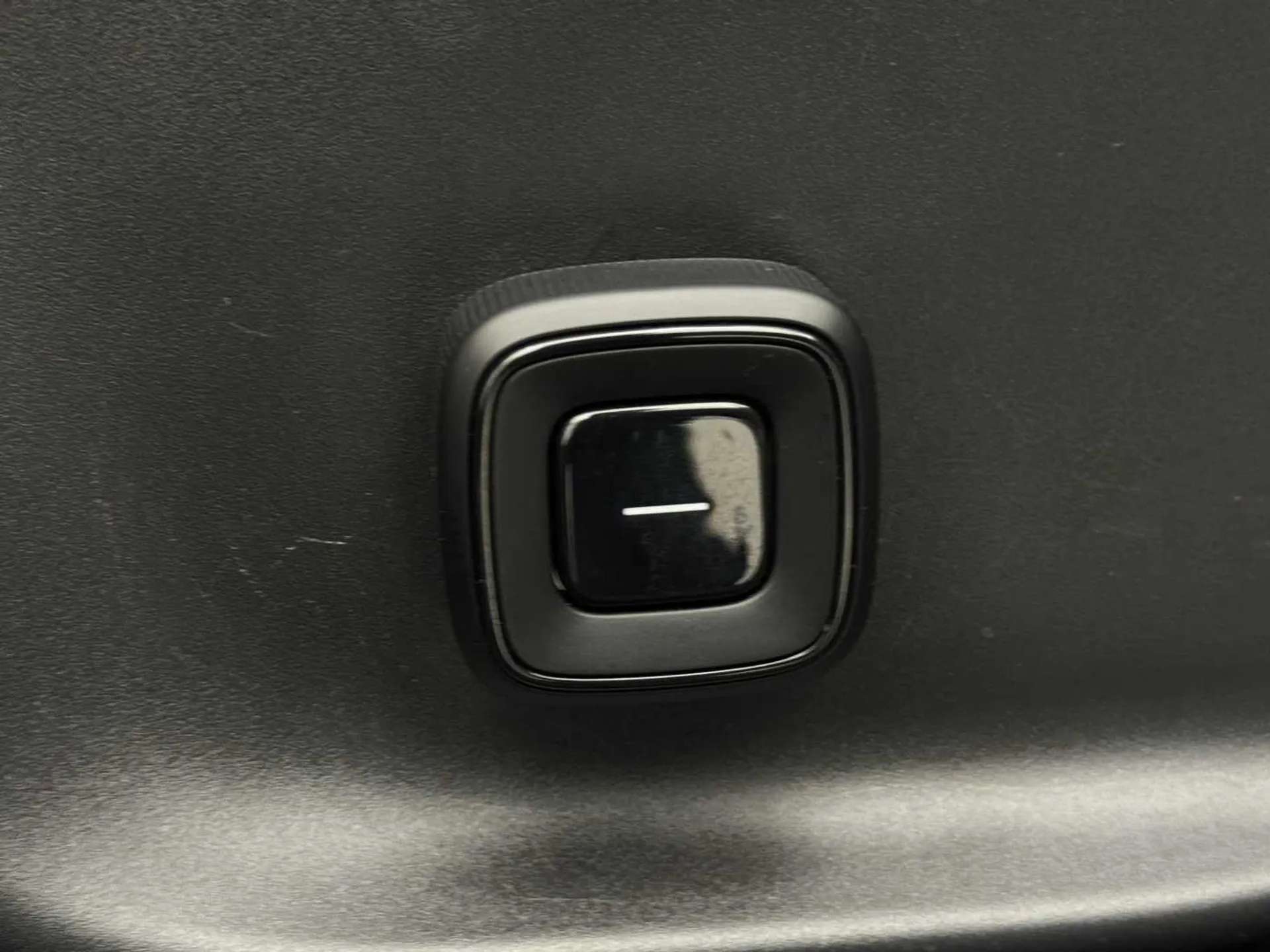 2025 VOLVO EX30 2025 VOLVO EX30