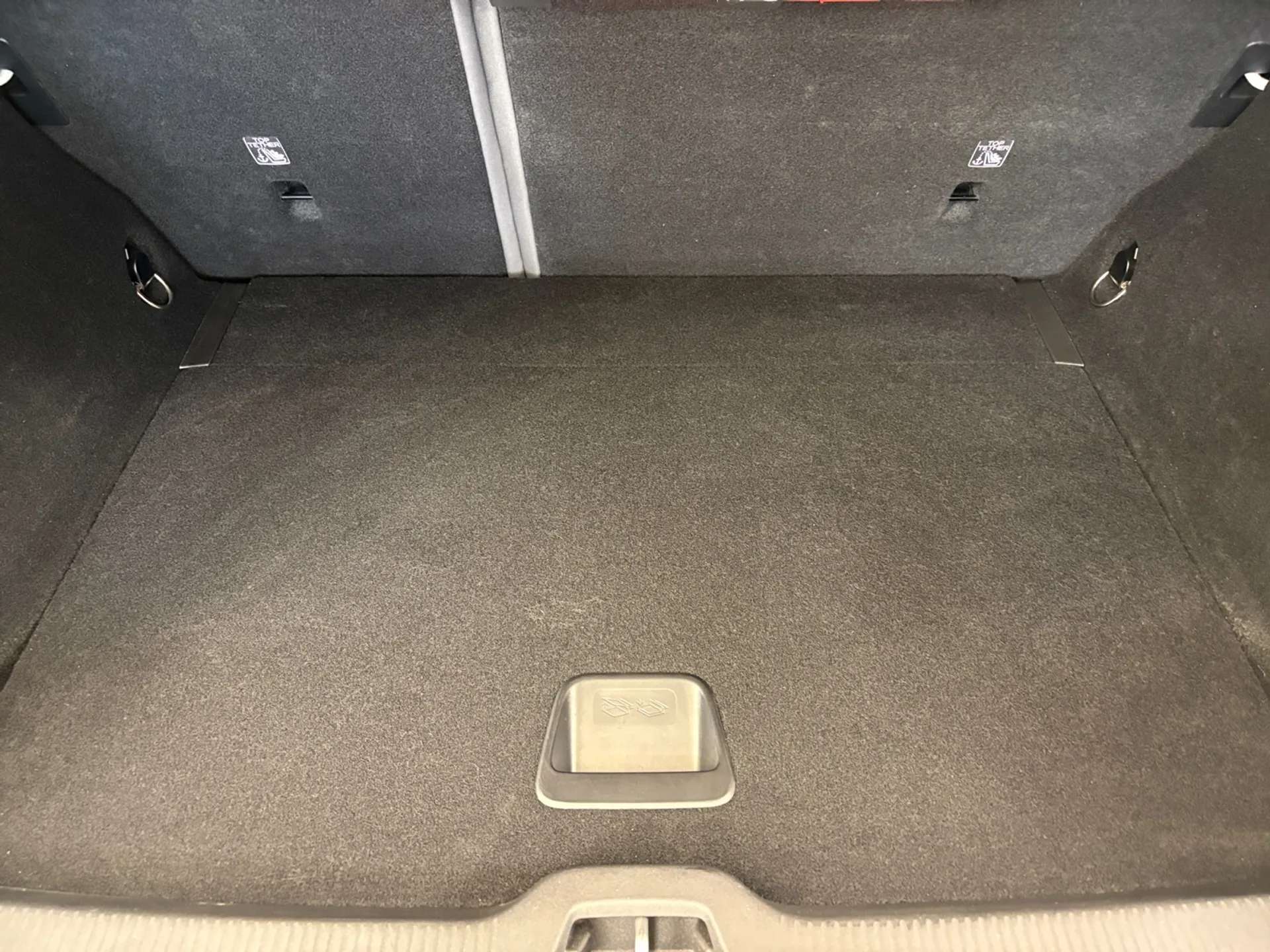 2025 VOLVO EX30 2025 VOLVO EX30