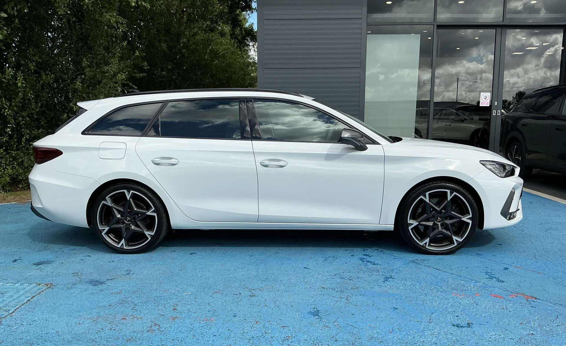 2024 CUPRA LEON 2024 CUPRA LEON