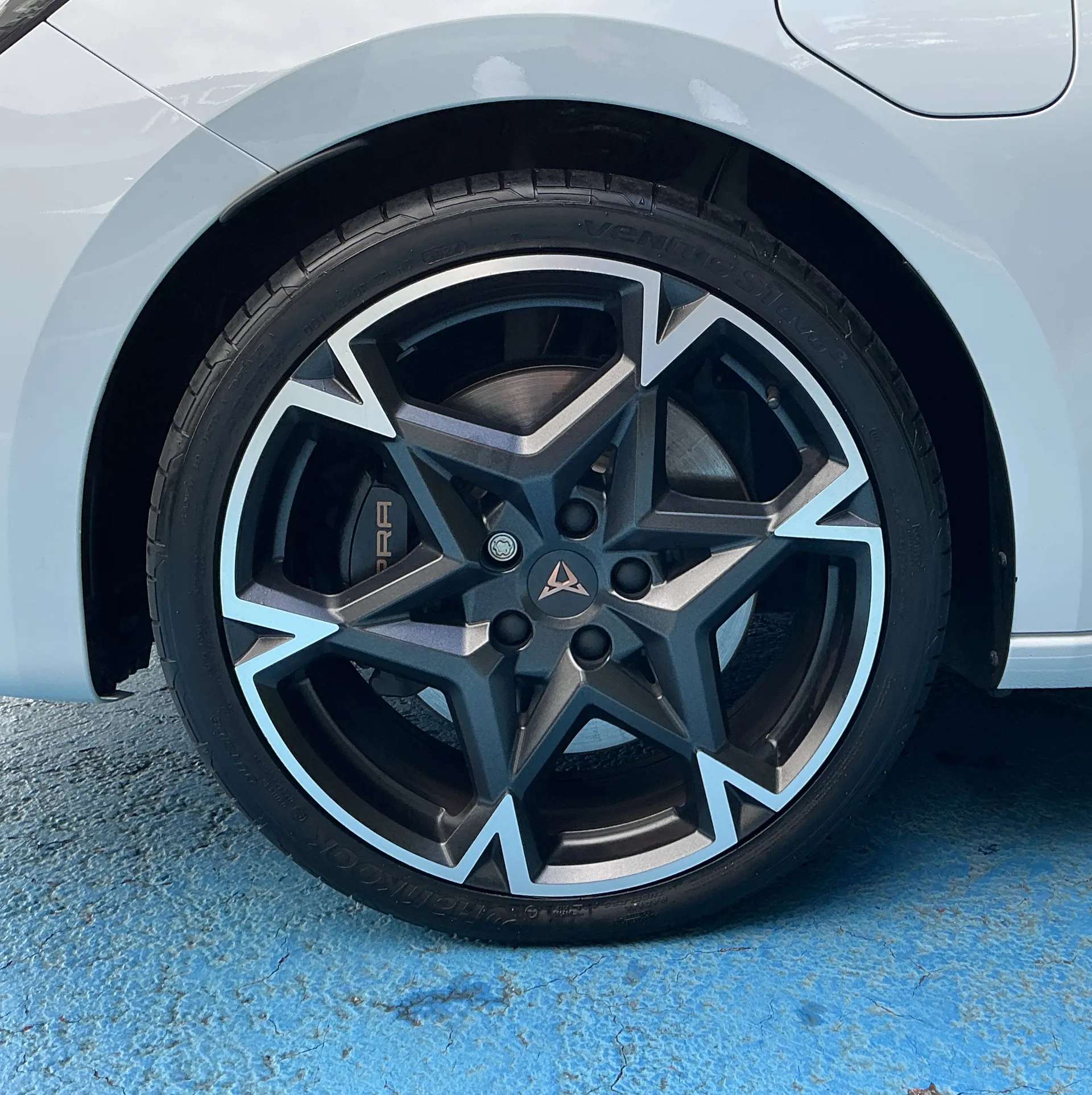2024 CUPRA LEON 2024 CUPRA LEON