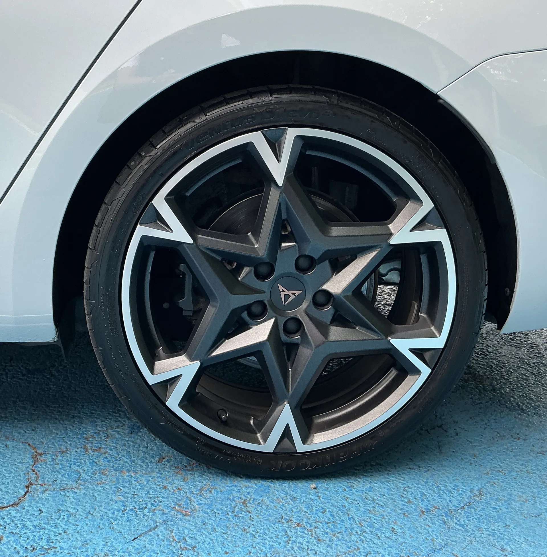 2024 CUPRA LEON 2024 CUPRA LEON