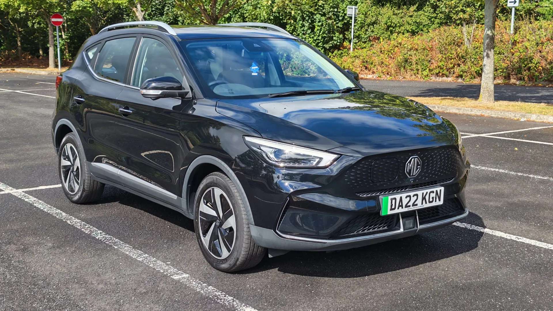 A 2022 MG ZS 115kW Trophy EV Long Range 73kWh 5dr Auto A 2022 MG ZS 115kW Trophy EV Long Range 73kWh 5dr Auto